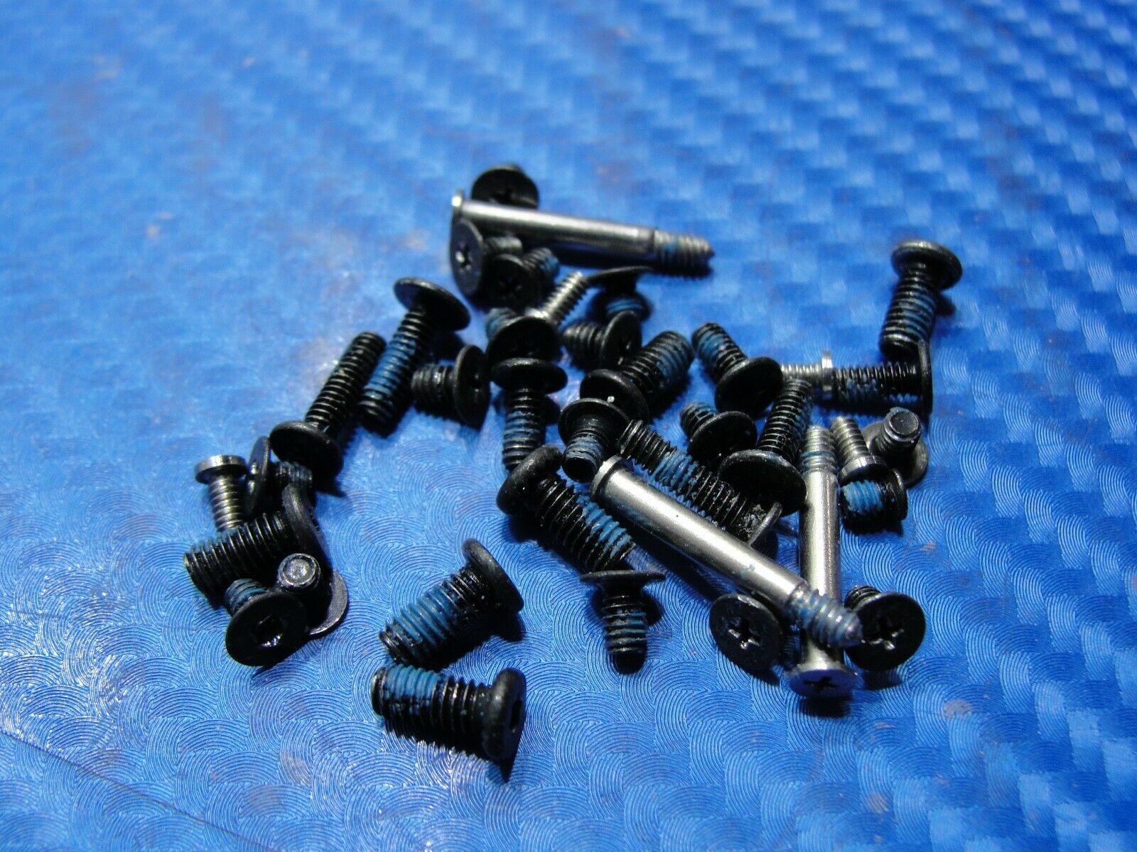 MacBook Pro A1286 MB471LL/A Late 2008 15