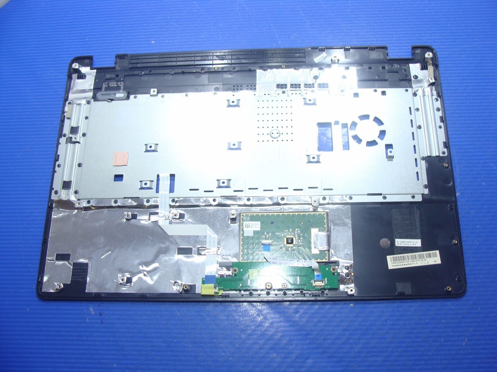 Asus 17.3 K73E-DS31 Genuine Laptop Palmrest w/TouchPad Black 13N0-KNA0F11