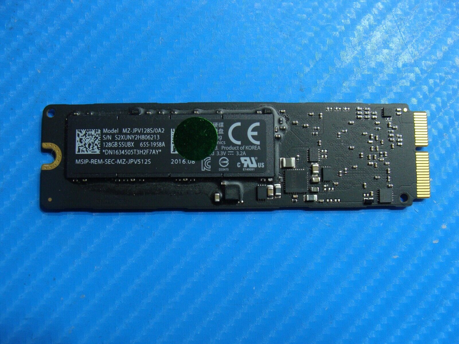 MacBook Air A1466 Samsung 128GB SSD MZ-JPV128S/0A2 661-02395 655-1958A