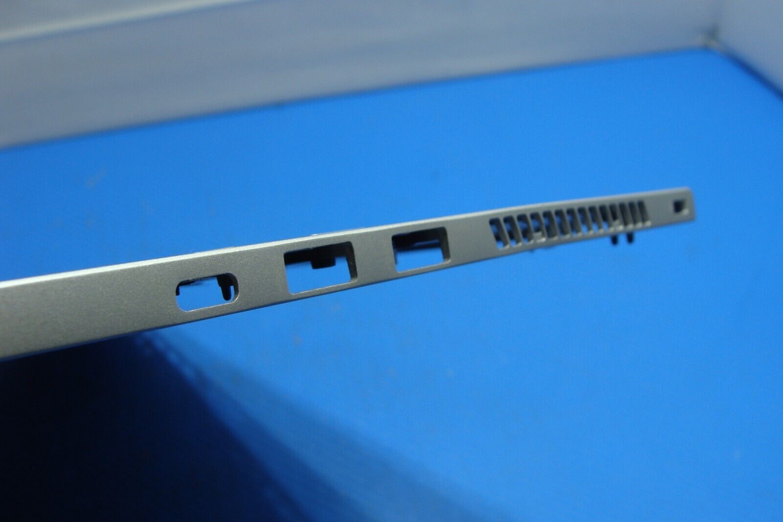 Asus ROG GA401IV-BR9N6 14