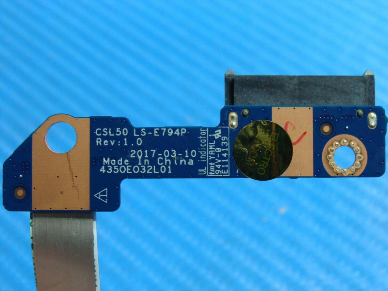 HP Notebook 15-bs038cl 15.6