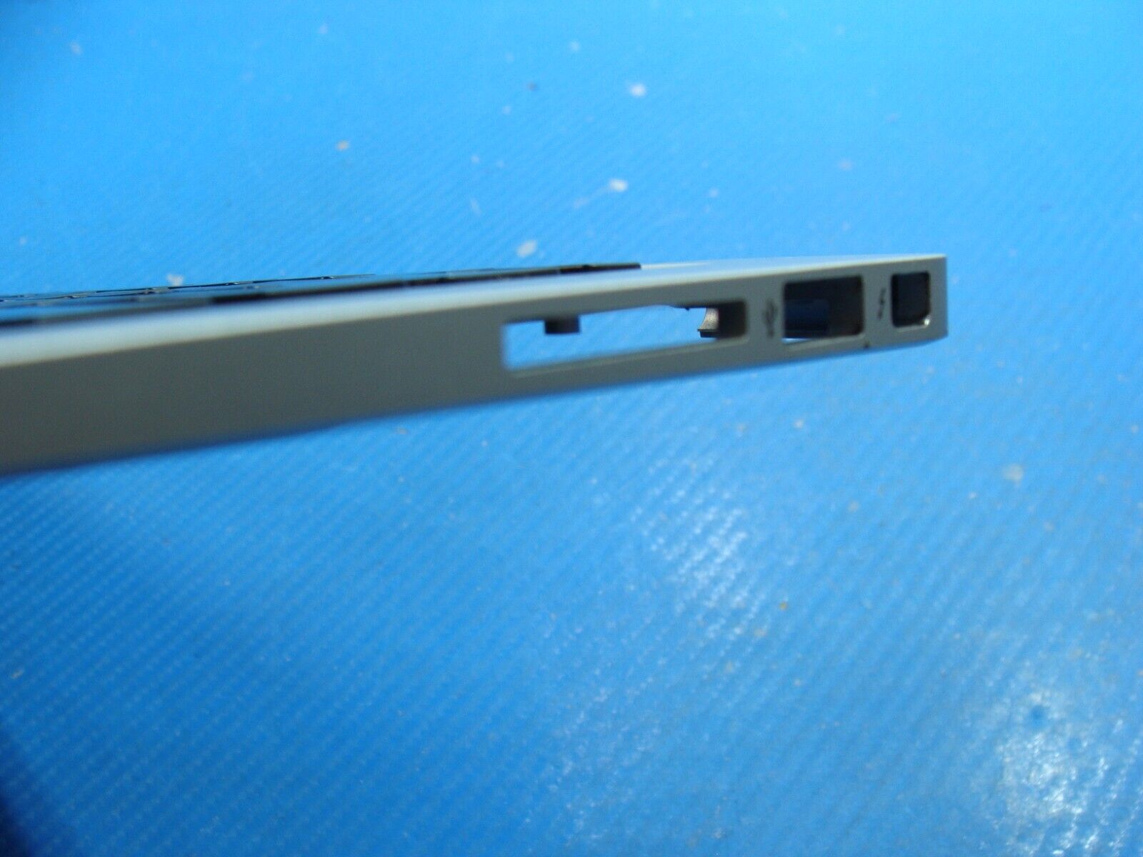 MacBook Air A1466 2013 MD760LL/A 13