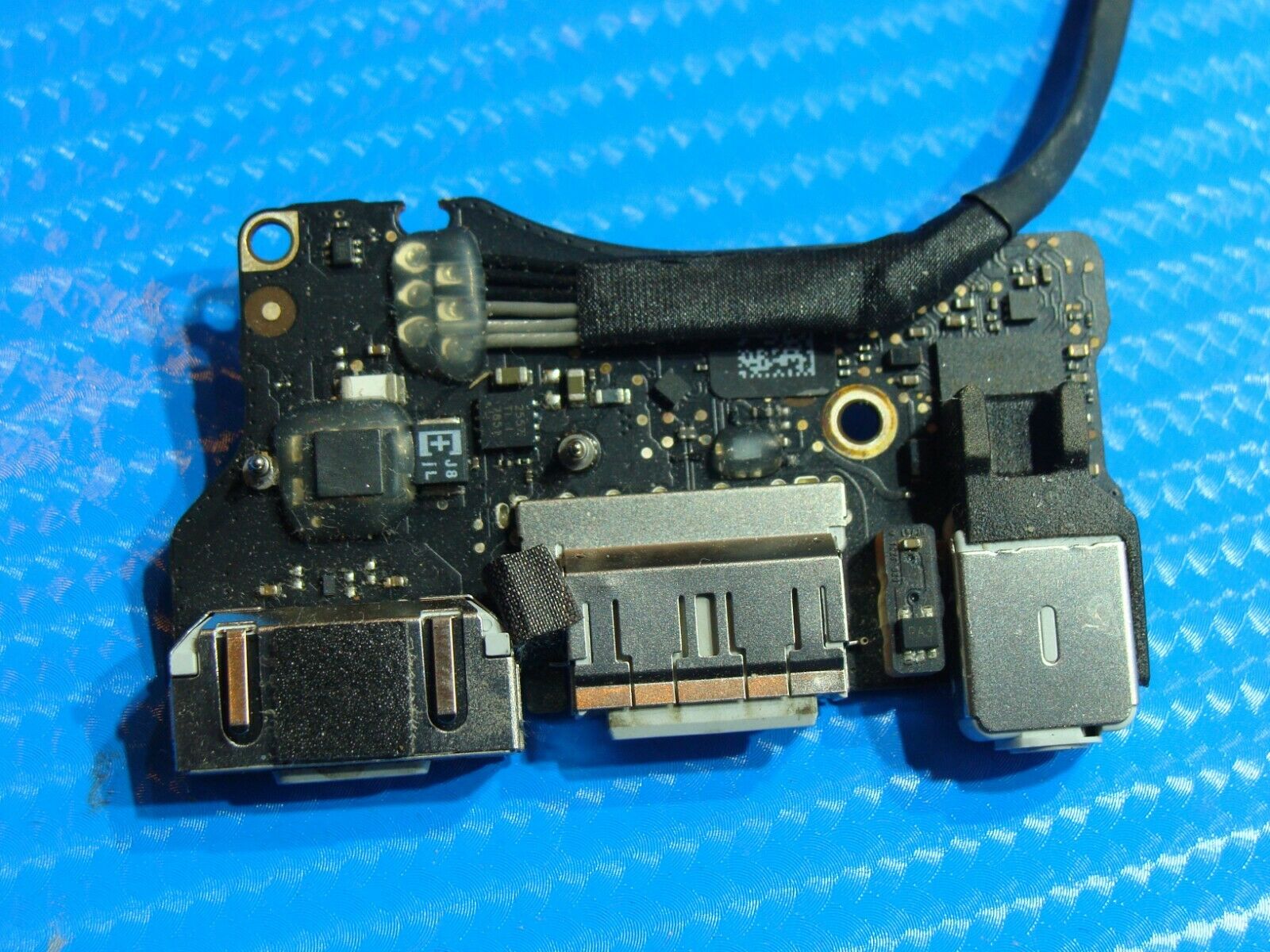 Macbook Air A1466 MJVE2LL/A MJVG2LL/A Early 2015 13