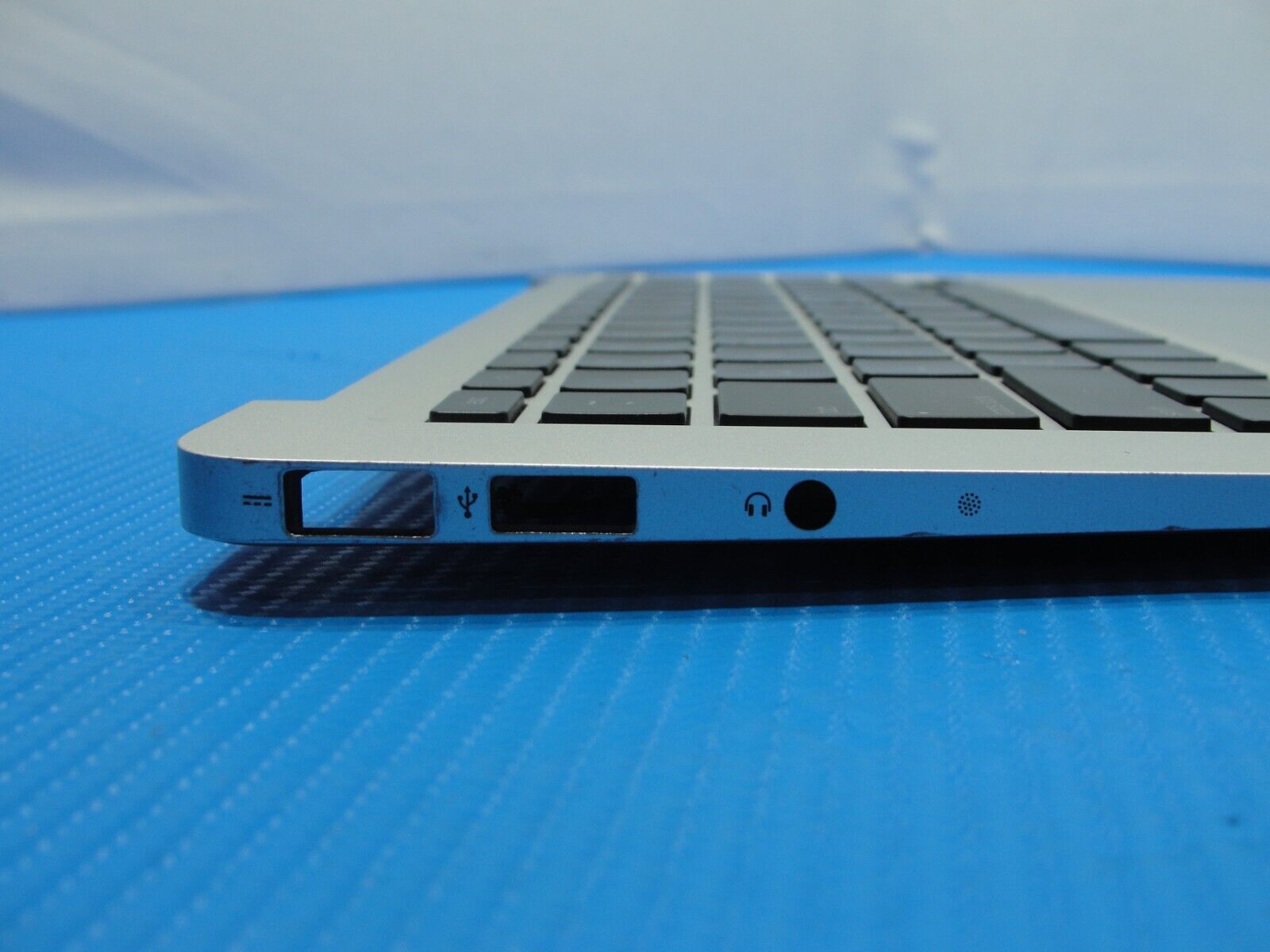 MacBook Air A1369 MC504LL/A Late 2010 13