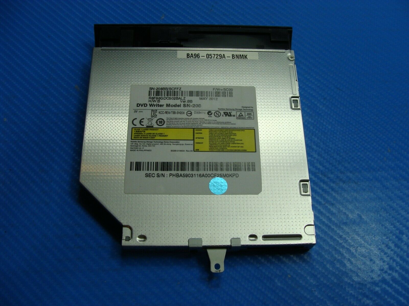 Samsung NP-RV515-A03US 15.6