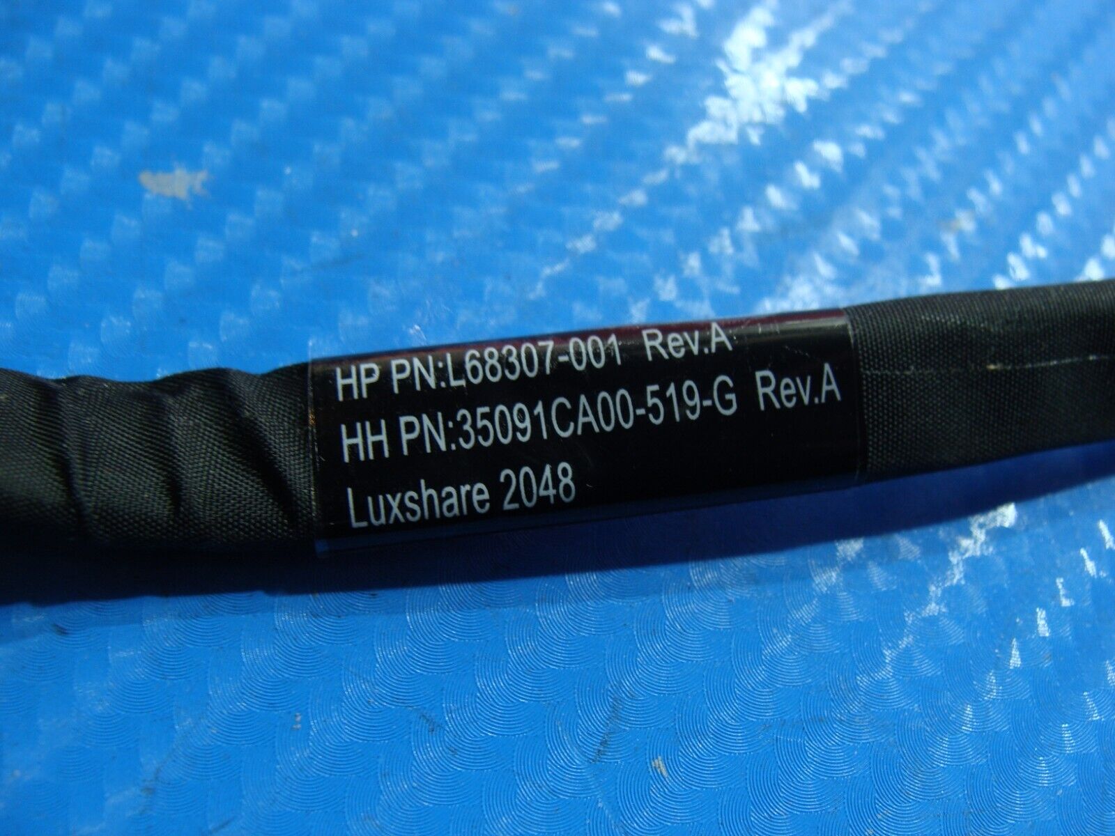 HP M01-F1046 Genuine Desktop Sata Data Cable L68307-001