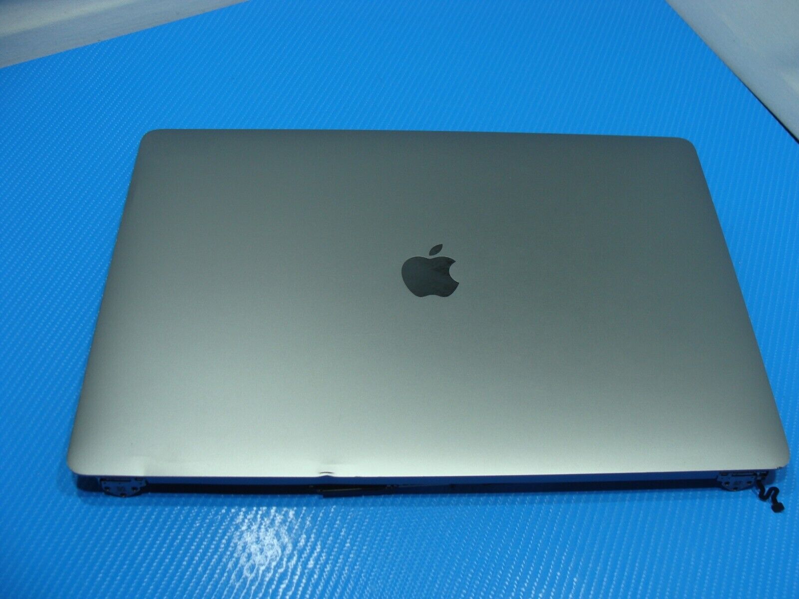 MacBook Pro A2141 16
