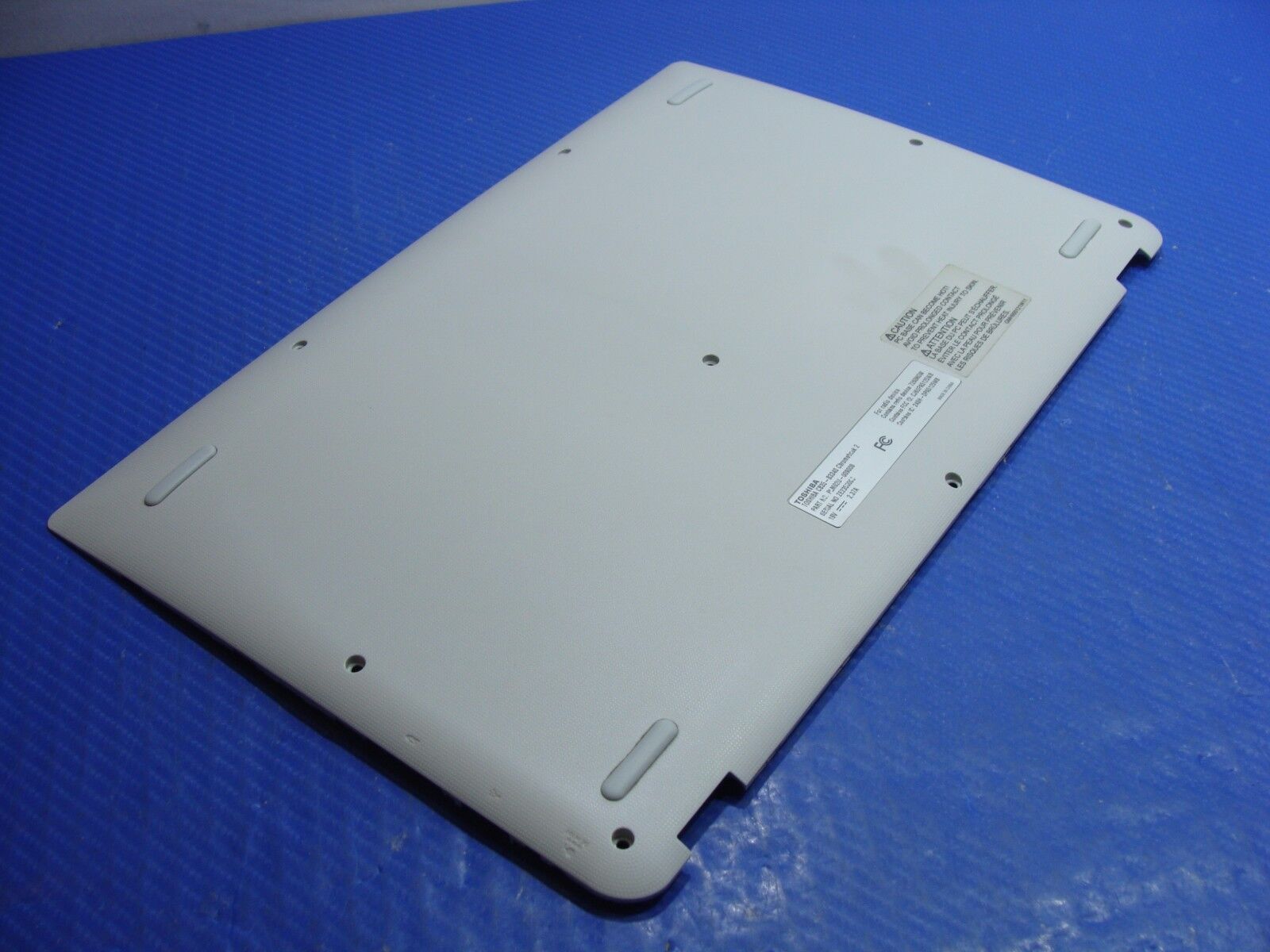 Toshiba Chromebook 2 13.3 CB35-B3340 Genuine Laptop Bottom Case 36BUHBA0I