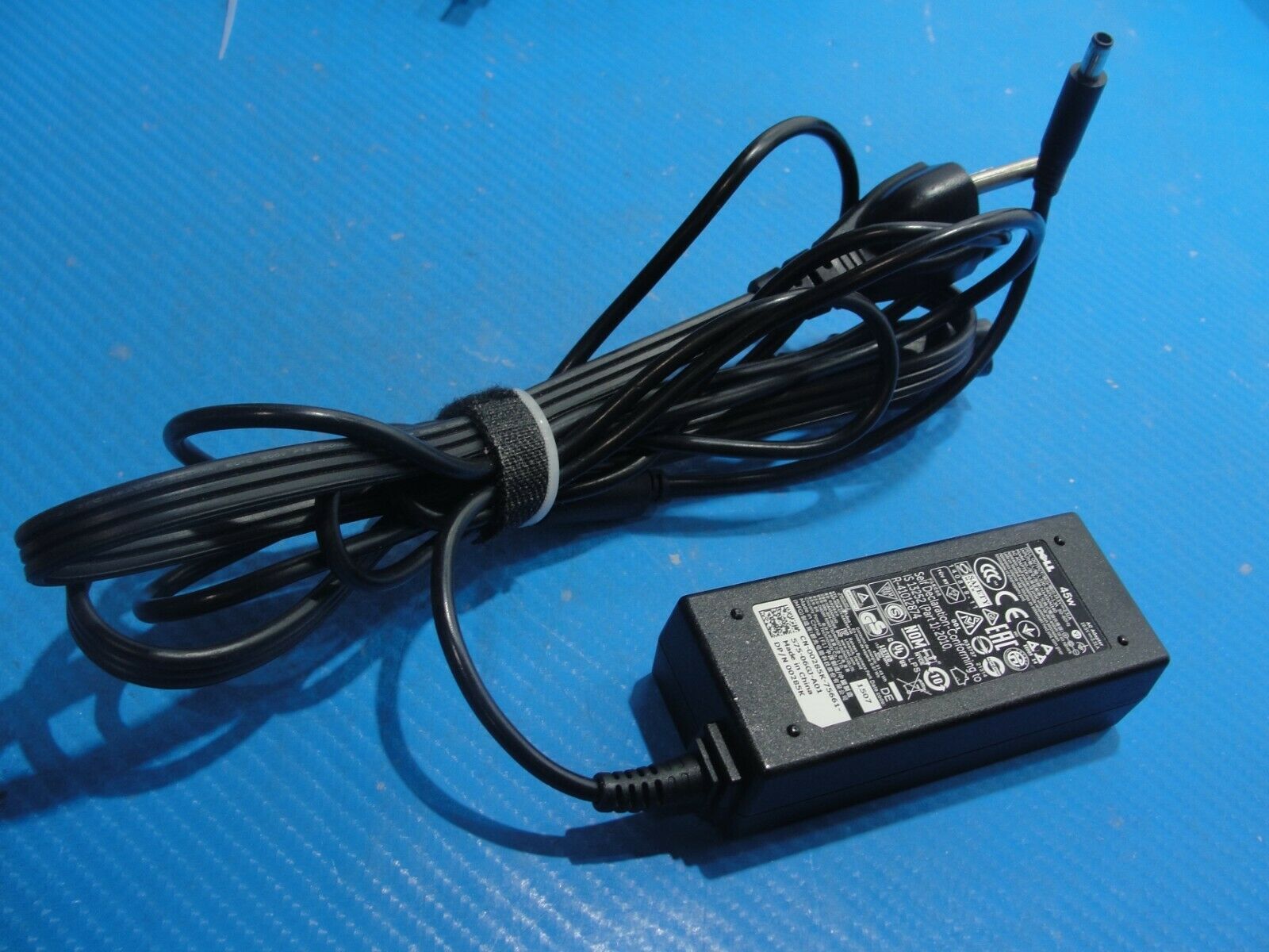 Genuine Dell AC Adapter Power Charger 19.5V 2.31A 45W HA45NM140 00285K 