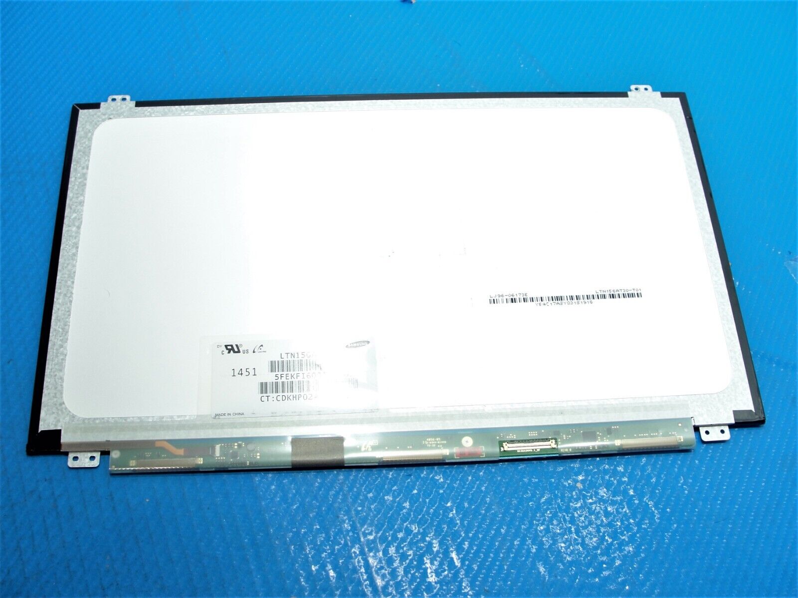 HP Notebook 15-f215dx 15.6