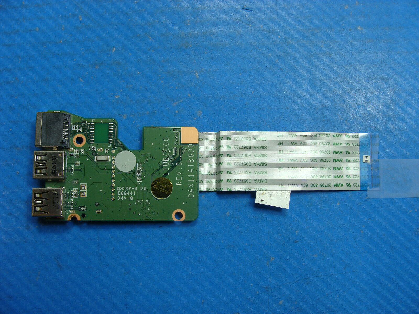 HP Pavilion 15-ab157nr 15.6