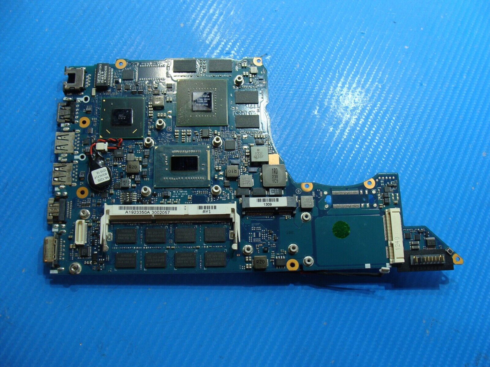 Sony Vaio SVS131E21T SVS13138CCB OEM i5-3230M 2.4GHz 4GB Motherboard A1923350A