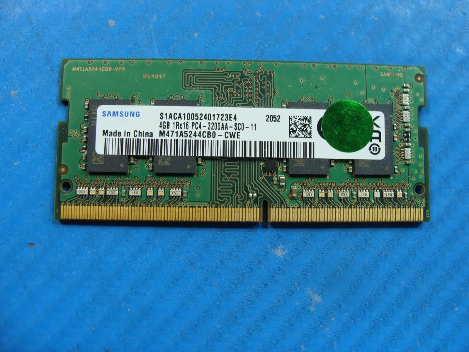 Lenovo 3 17IIL05 Samsung 4GB 1Rx16 PC4-3200AA Memory RAM M471A5244CB0-CWELL
