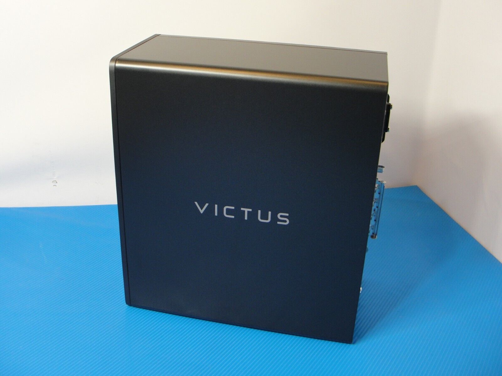 Victus by HP 15L TG02 AMD Ryzen 5 5600G 8GB 512GB RX 6400 W11H in warranty till August 2023