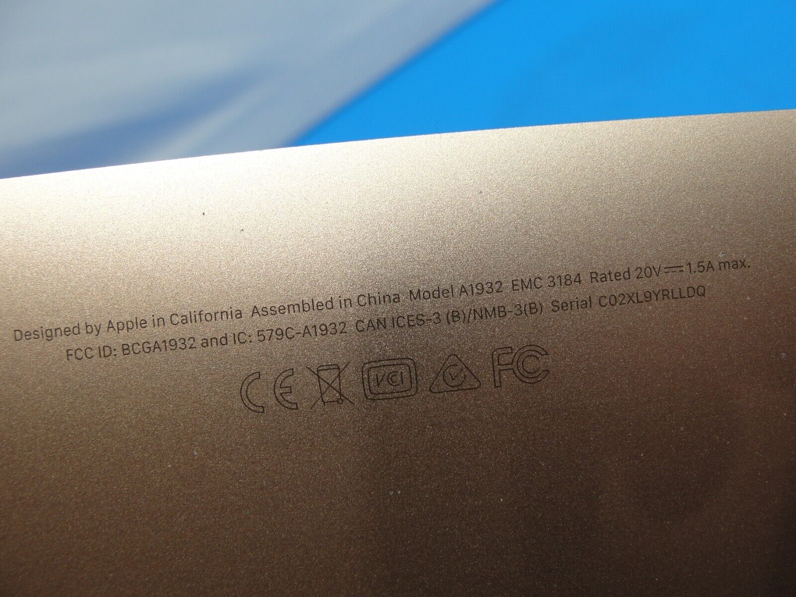 MacBook Pro A1932 13.3