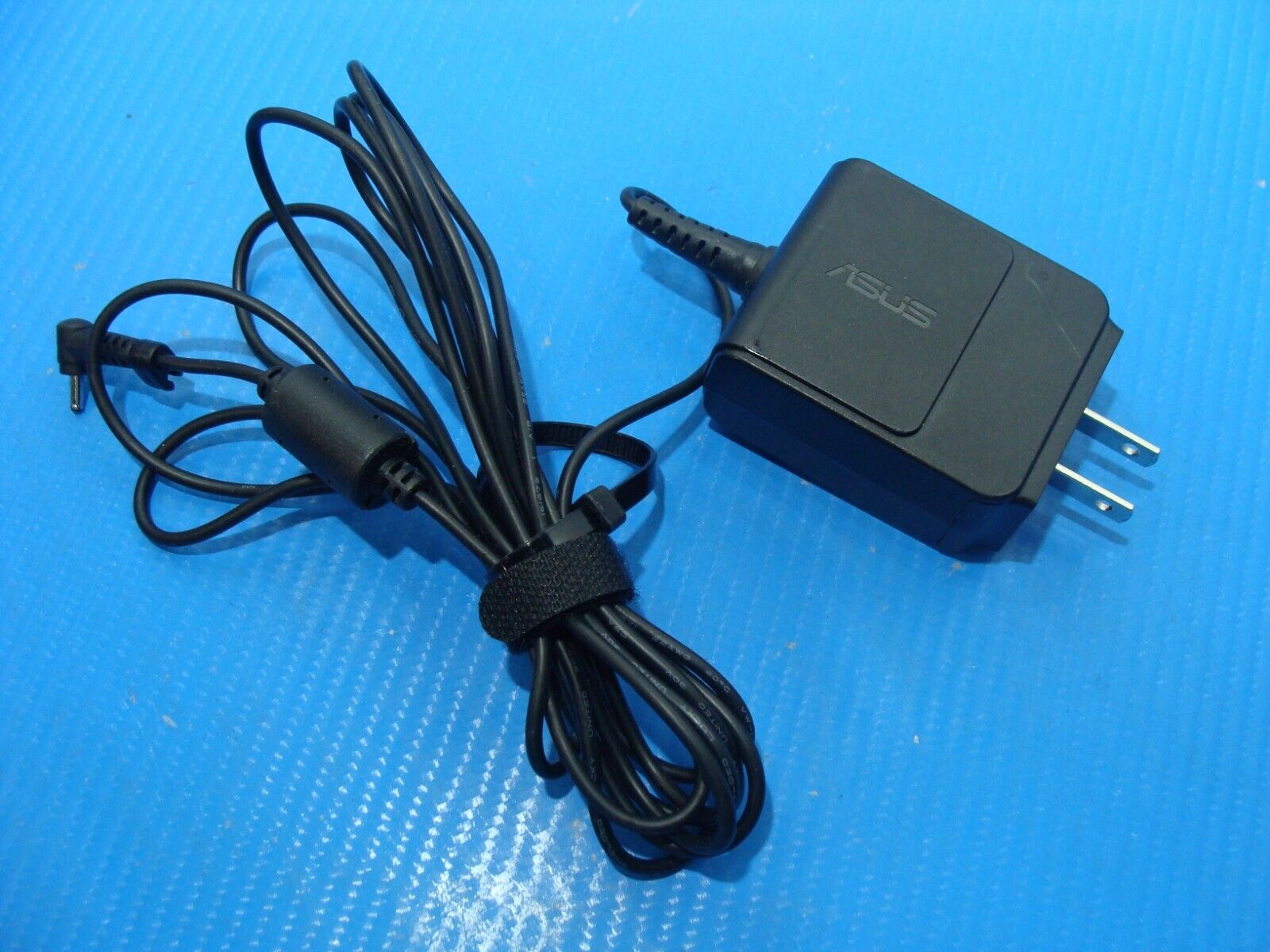 Asus AD82030 OEM Original 19V 1.58A Power Supply Charger Cord Cable Adapter 30W