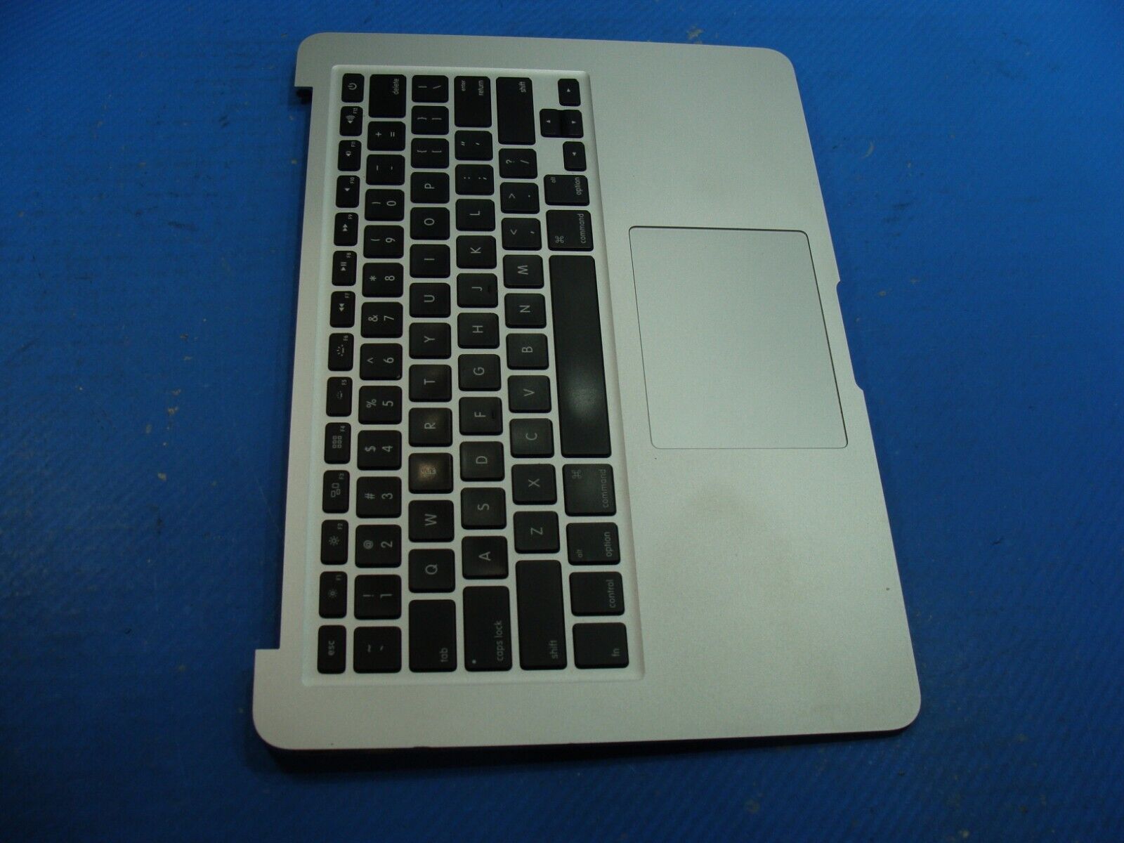 MacBook Air A1466 2017 MQD32LL/A 13