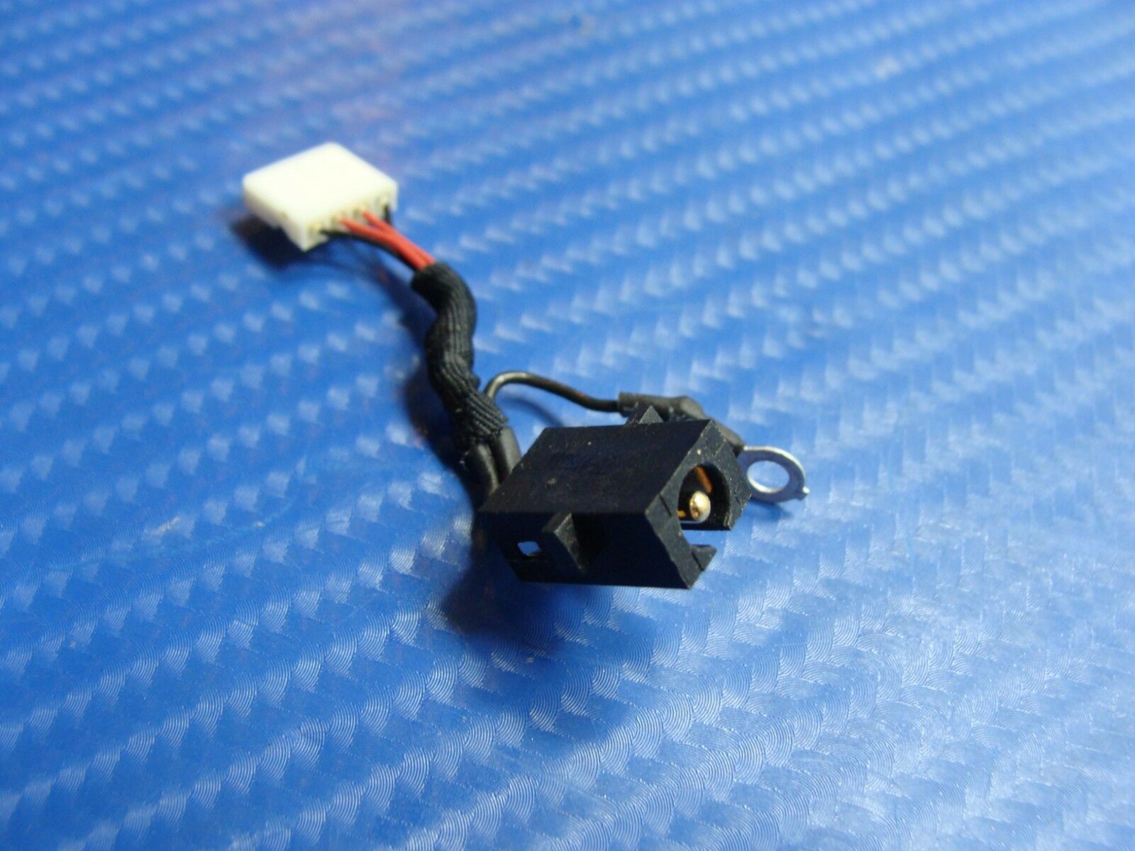 Toshiba Thrive AT105-T1016 10.1