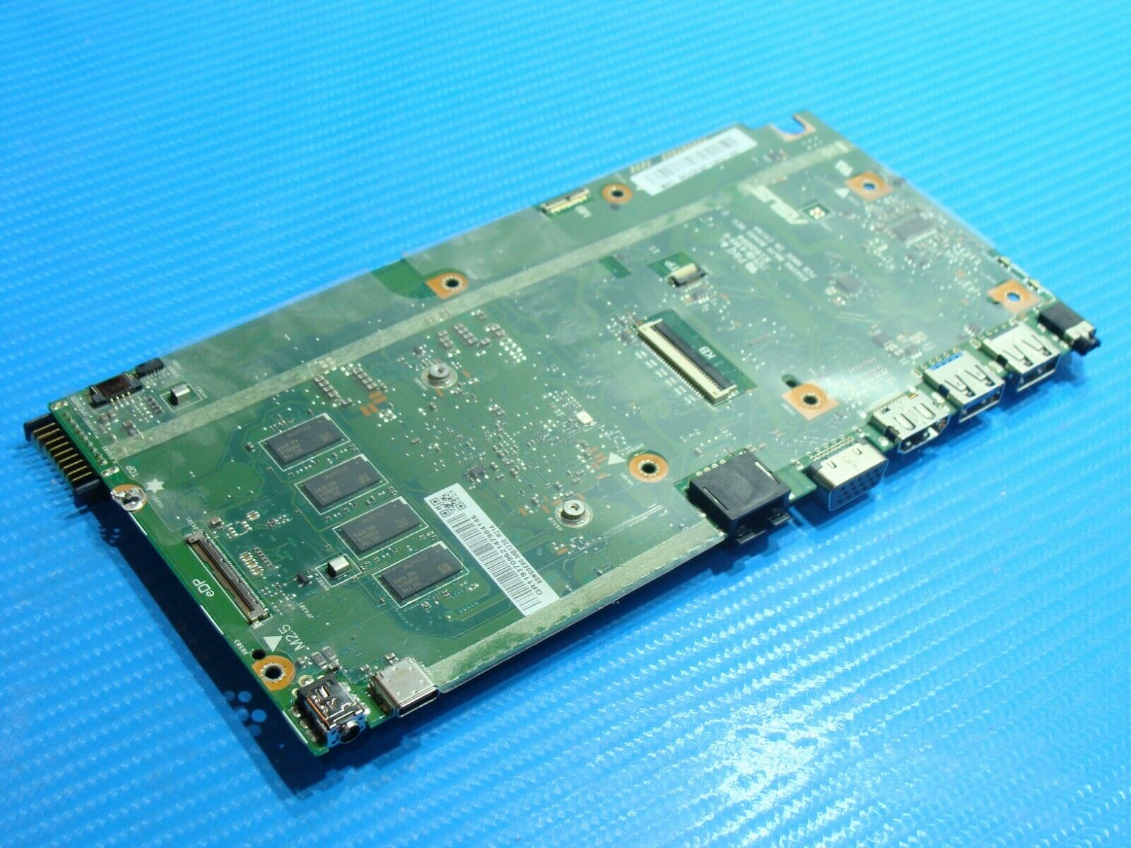 Asus X541NA-PD1003Y 15.6