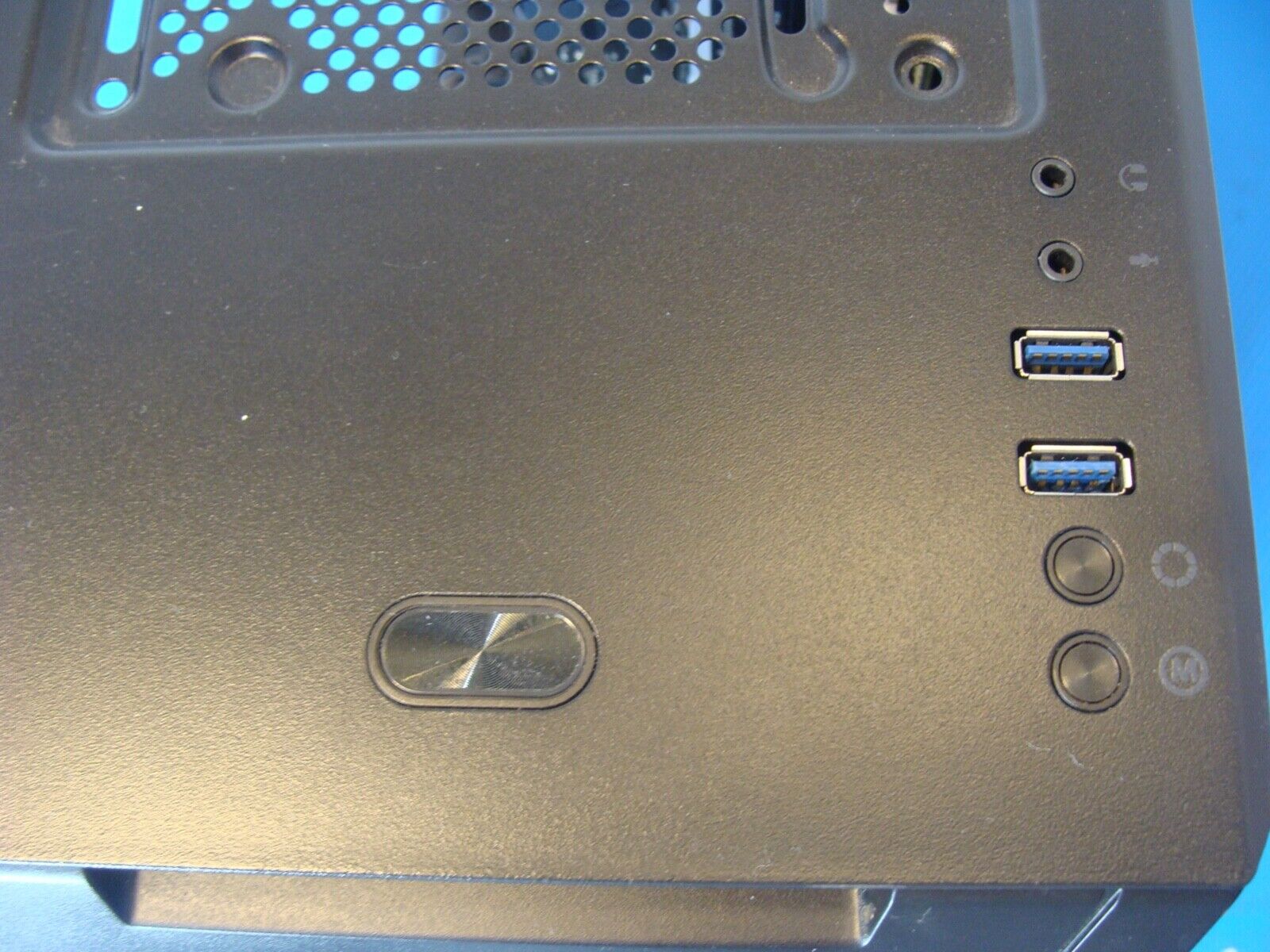 CyberPower PC C-Series Desktop Ryzen 7 32GB RAM 1TB SSD Gaming Plus MSI B550