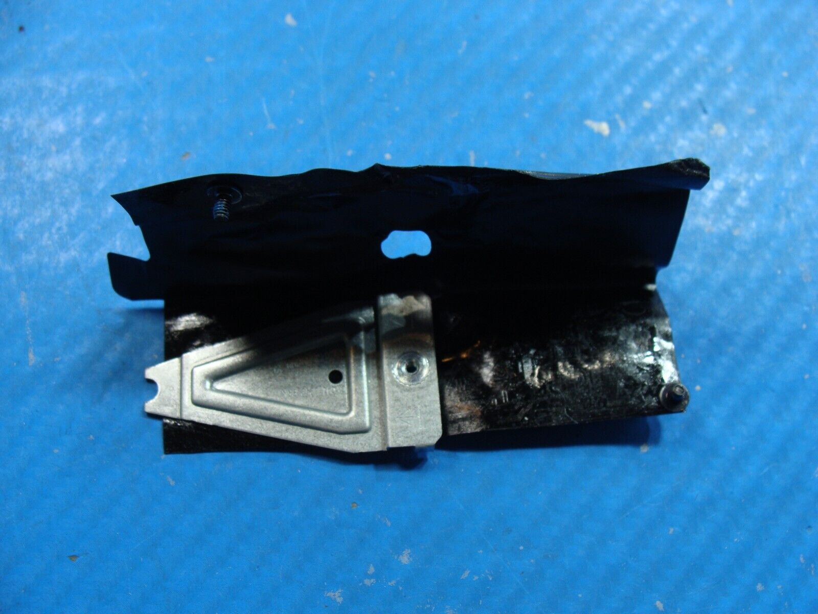 Lenovo Yoga 7i 15ITL5 15.6 SSD Metal Bracket