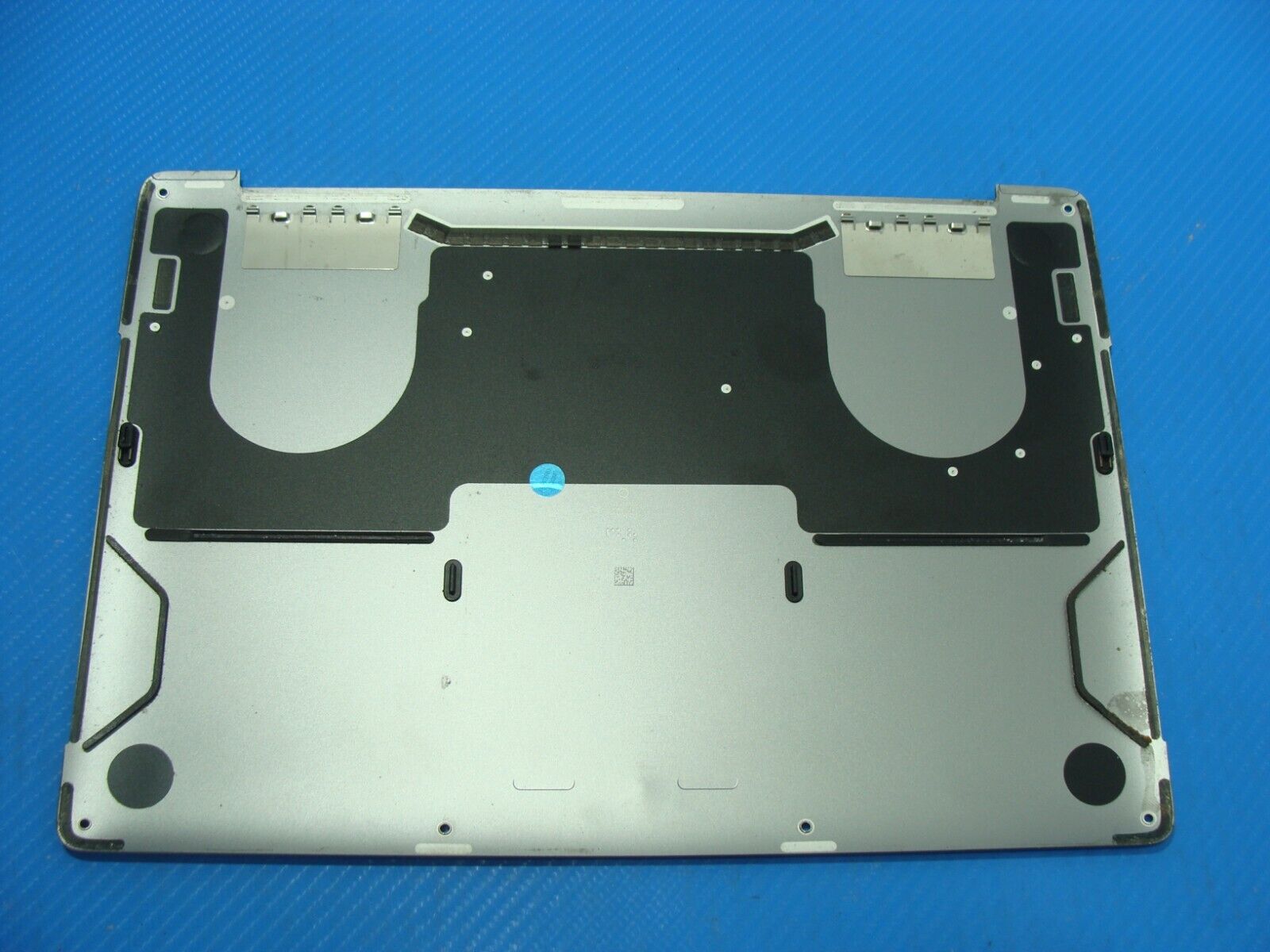MacBook Pro A2251 13