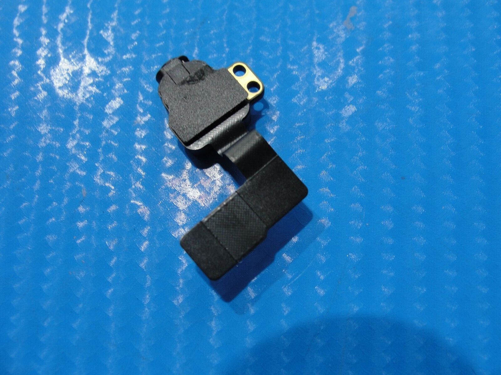 MacBook Pro A1706 13