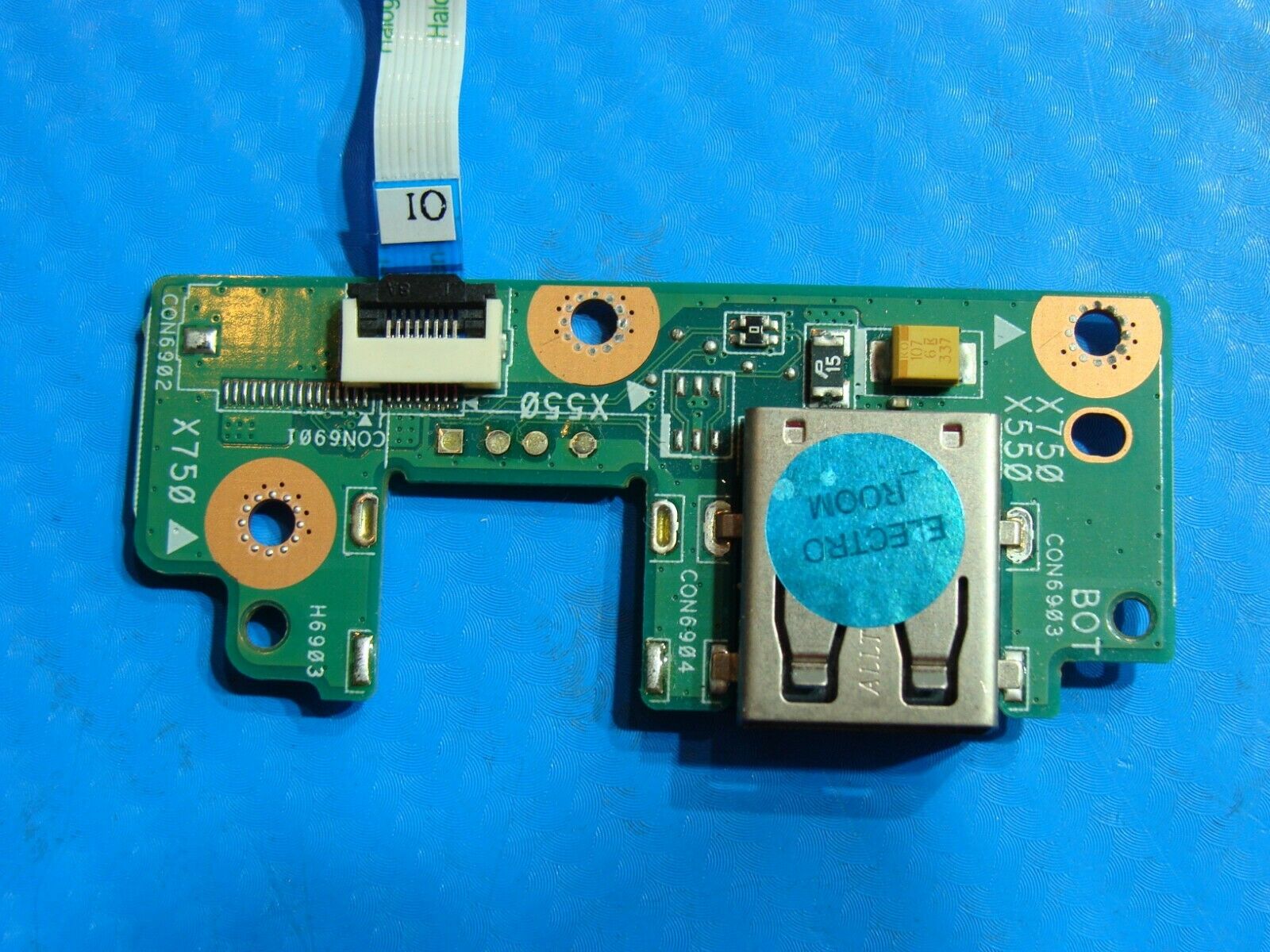 Asus R510D Series 15.6