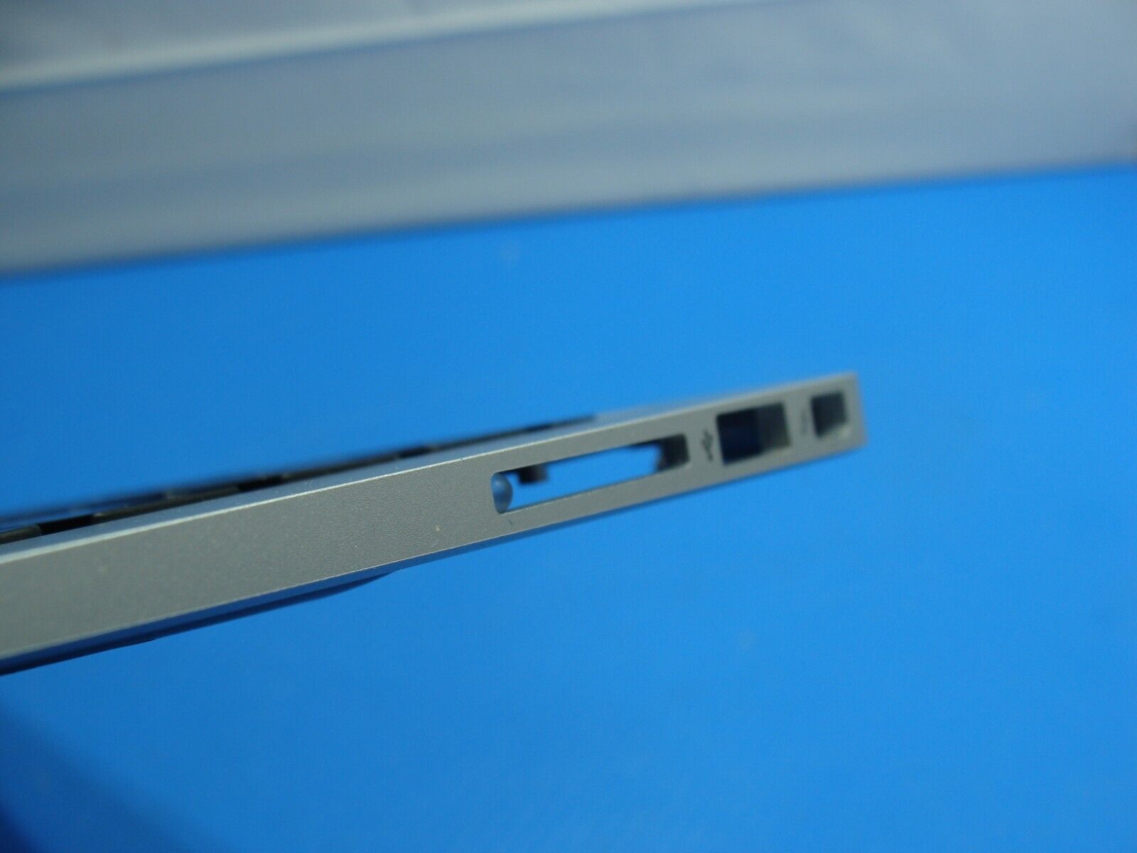 MacBook Air A1466 2015 MJVE2LL/A 13