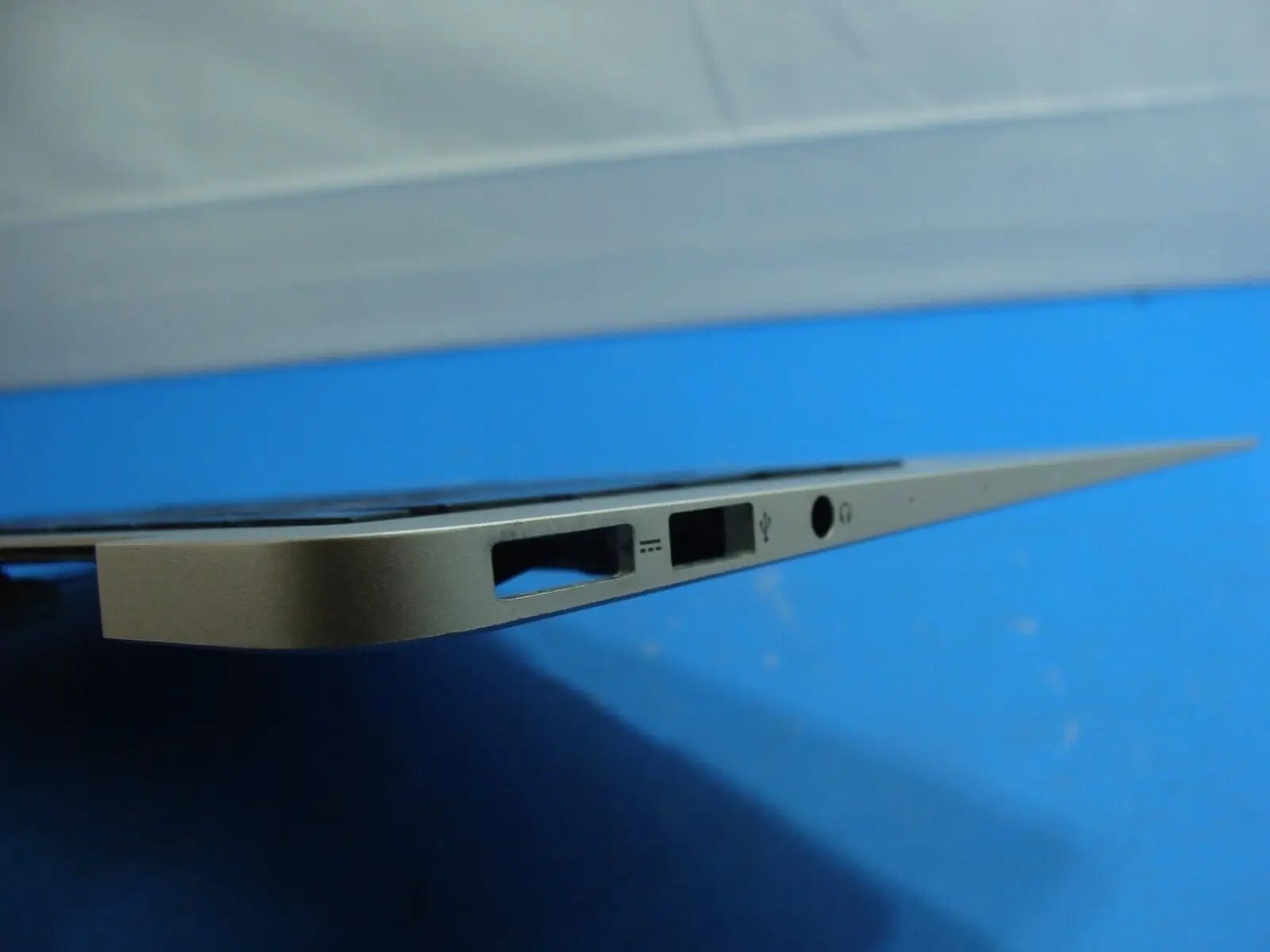 MacBook Air 13 A1466 2014 MD760LL/B Top Case w/BL Keyboard TrackPad 661-7480