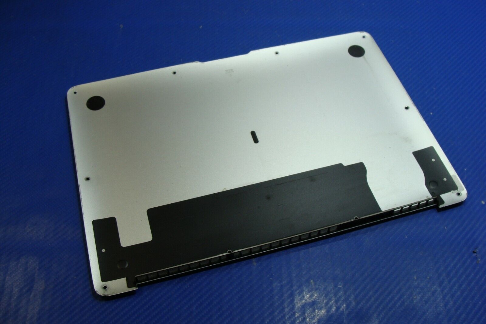 MacBook Air A1369 13 Mid 2011 MC965LL/A MC966LL/A Genuine Bottom Case 922-9968