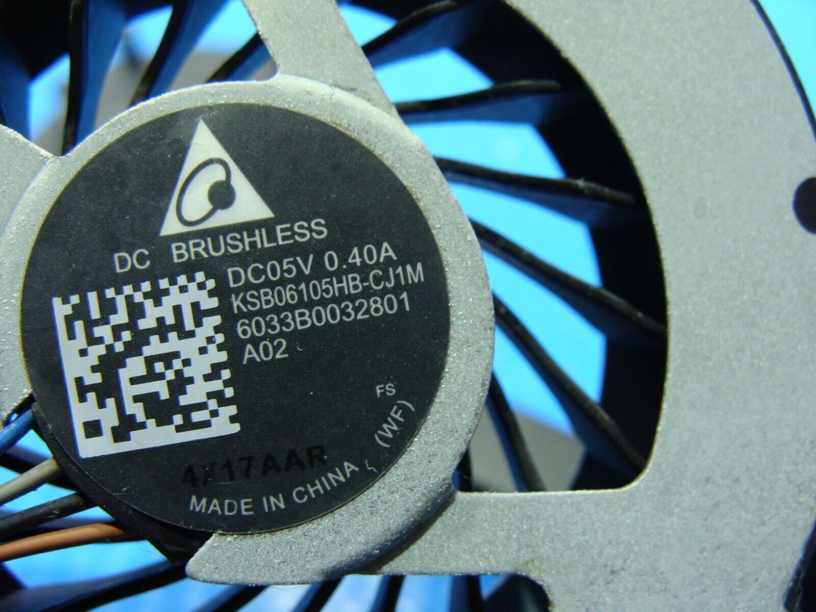 HP Envy TS 17-j173cl 17.3