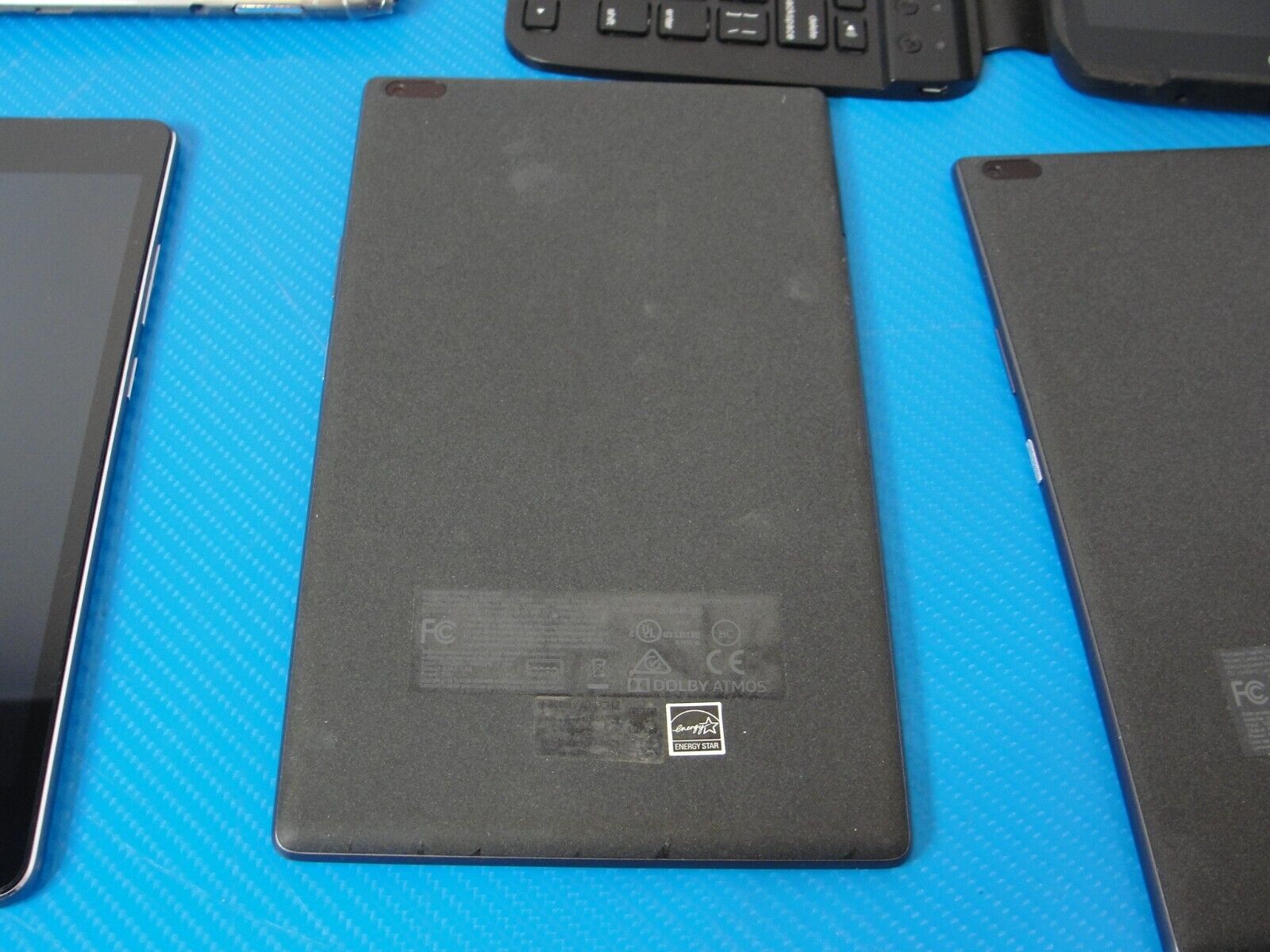 LOT OF 5 Tablet: Asus ZenPad Z8s P00J, 2x Lenovo TB8504F, LG GPad VK8104G, Acer