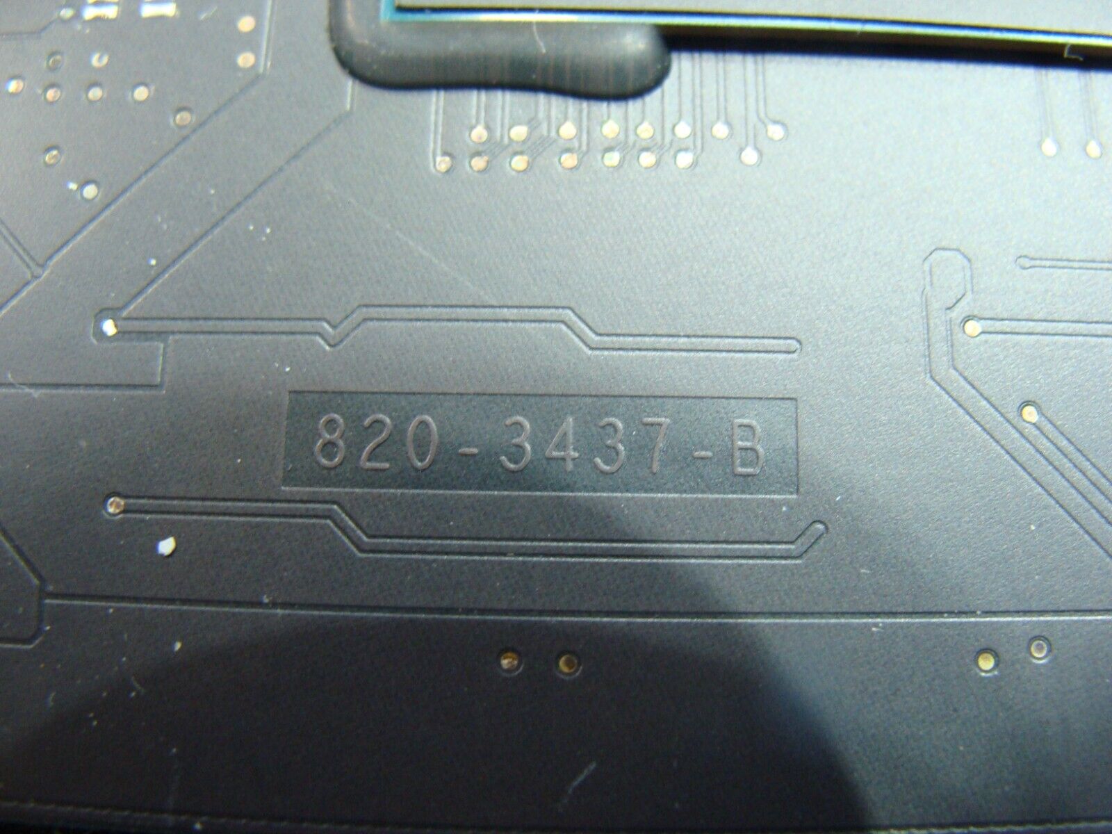 MacBook Air A1466 2014 MD760LL i5-4260U 1.4GHz 4GB Logic Board 661-00062 AS IS