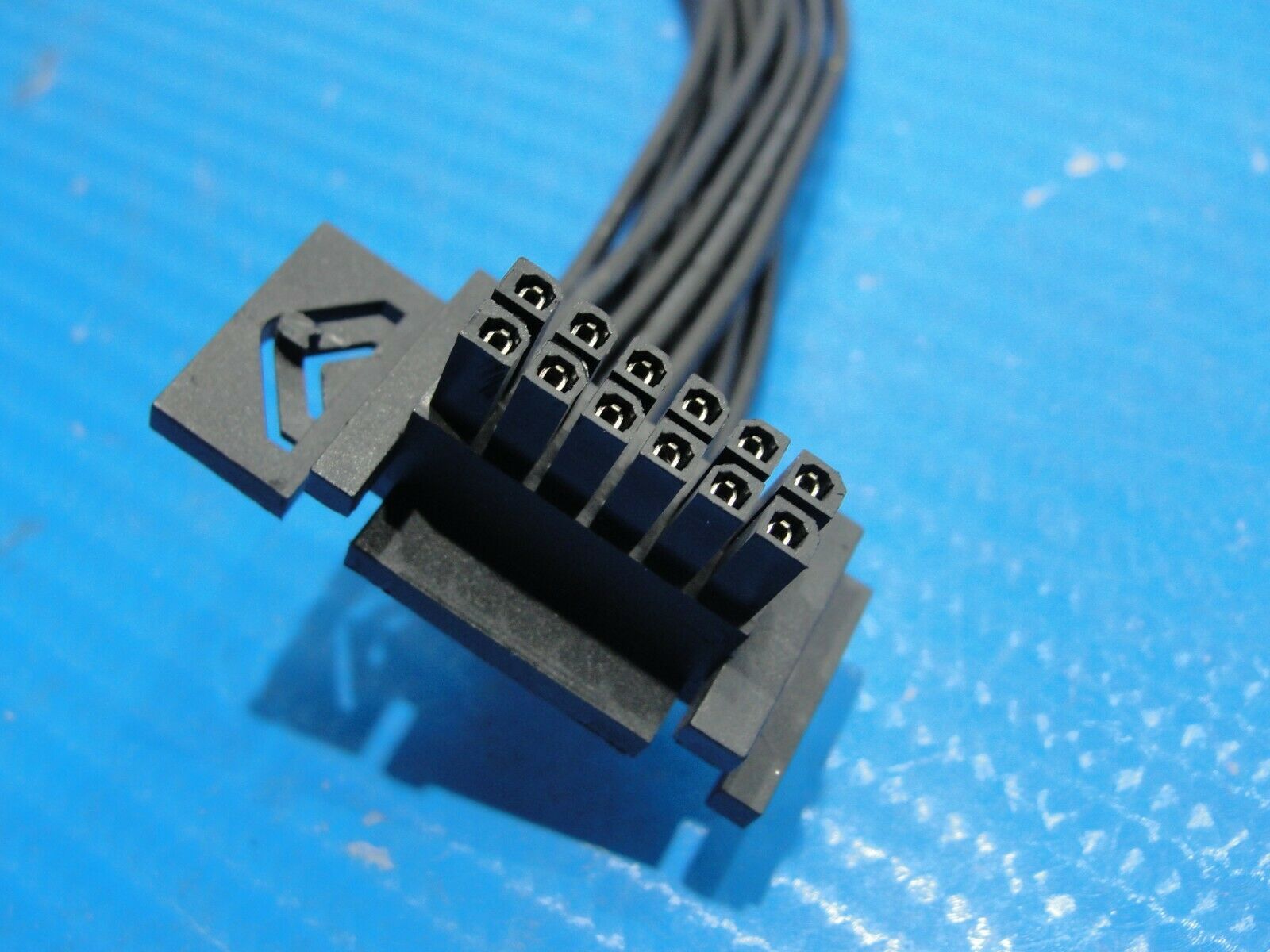 HP Z620 Workstation Genuine Desktop 6 pin to 12 pin Connector Cable 644340-002 HP
