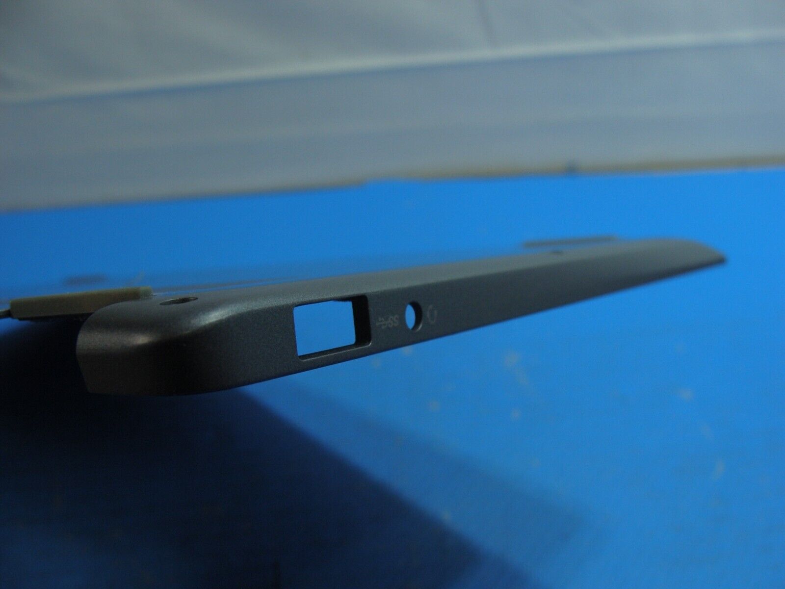 Dell Vostro 13.3 5391 Genuine Laptop Bottom Case Base Cover T680Y