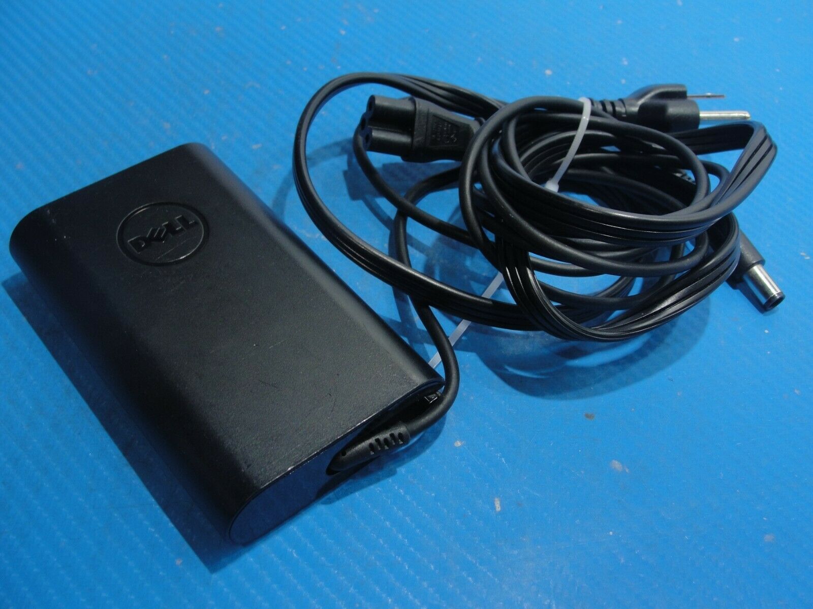 Genuine Dell AC Adapter Power Charger 19.5V 3.34A 65W DA65NM130 03F1CN 