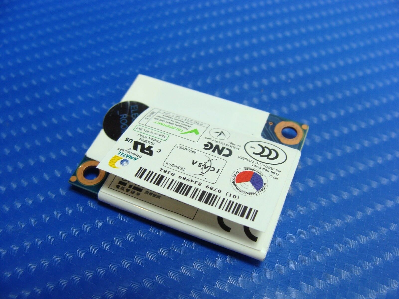 Toshiba Satellite L505D-S6947 16