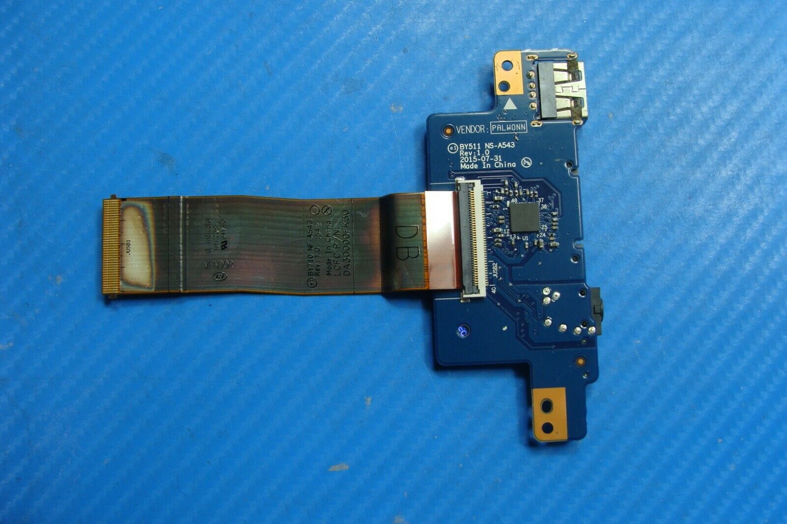 Lenovo IdeaPad Y700-17ISK 15.6