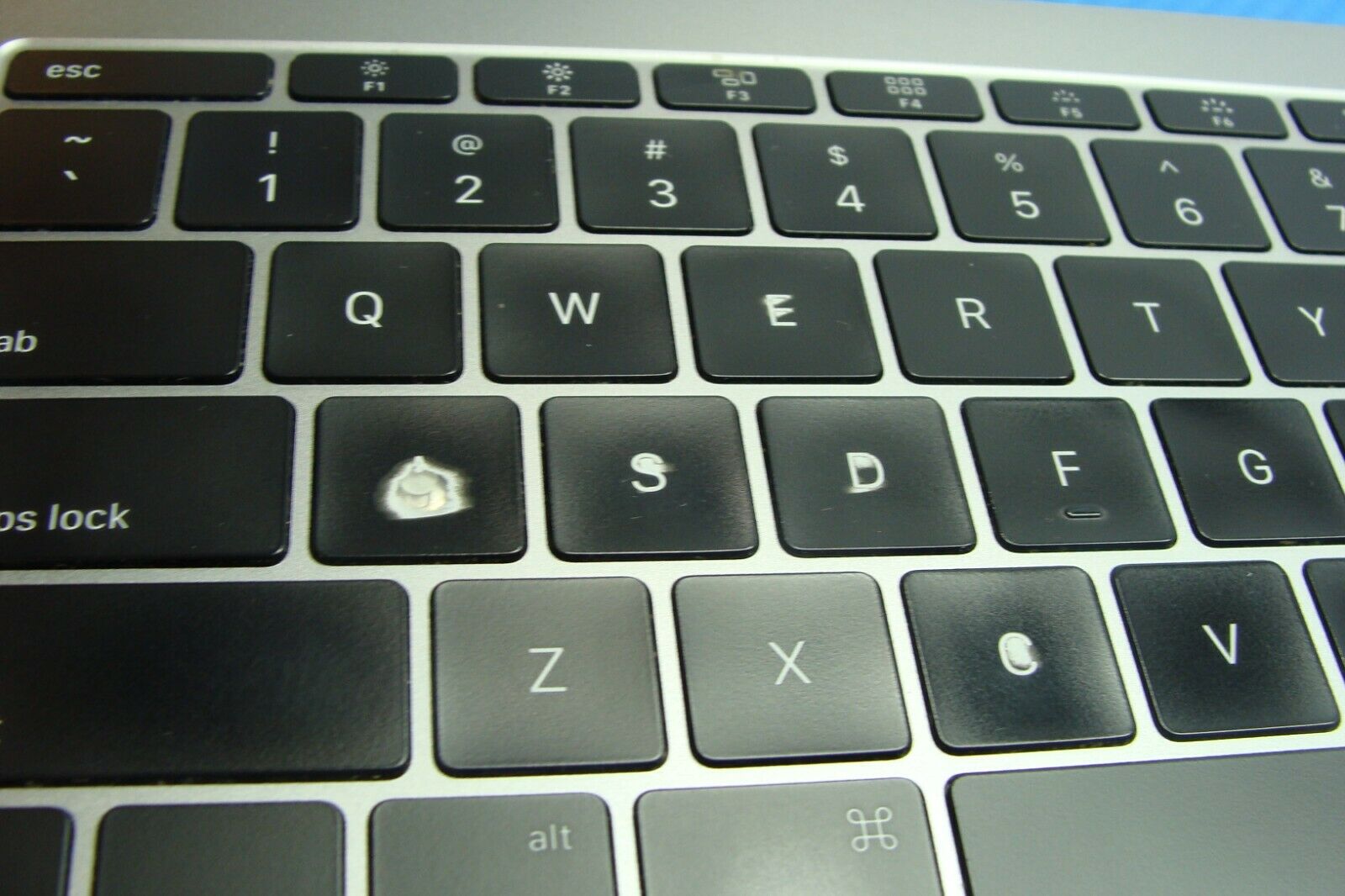 MacBook Pro A1708 MLL42LL/A Late 2016 13