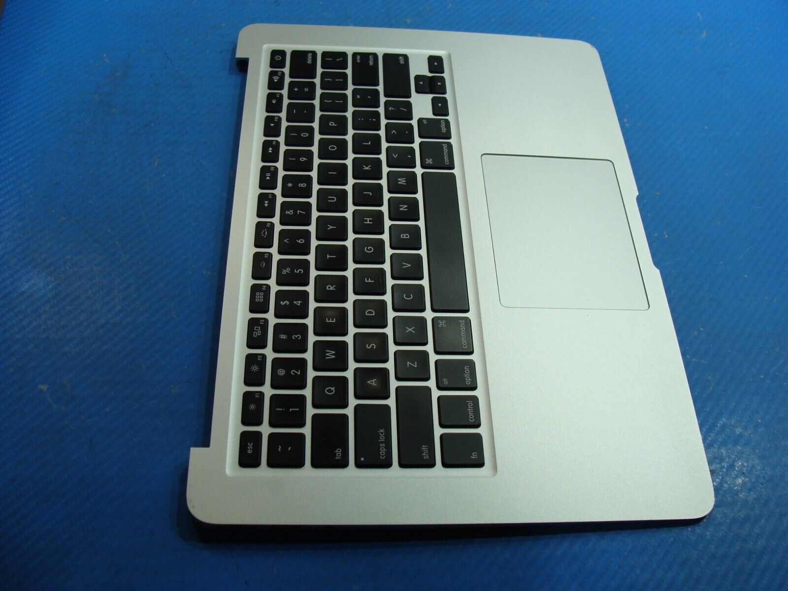 MacBook Air A1466 2015 MJVE2LL/A 13