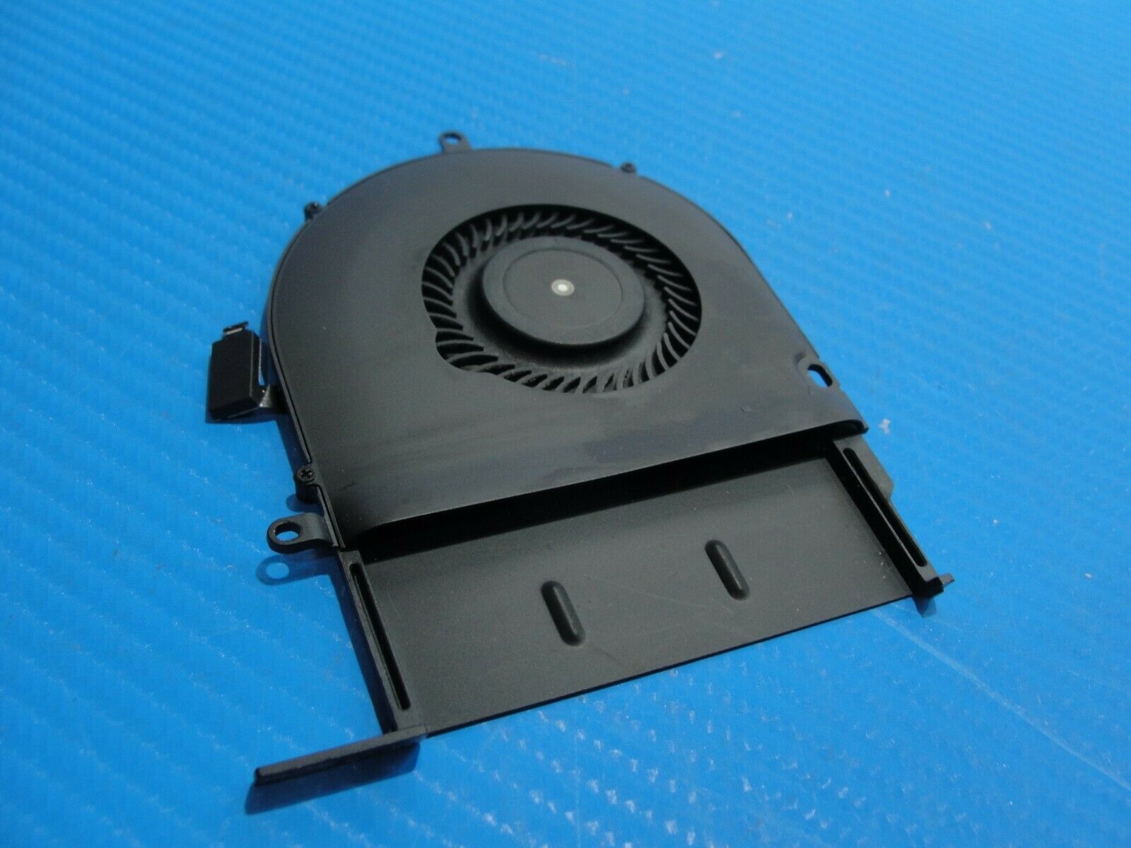 MacBook Pro A1502 13