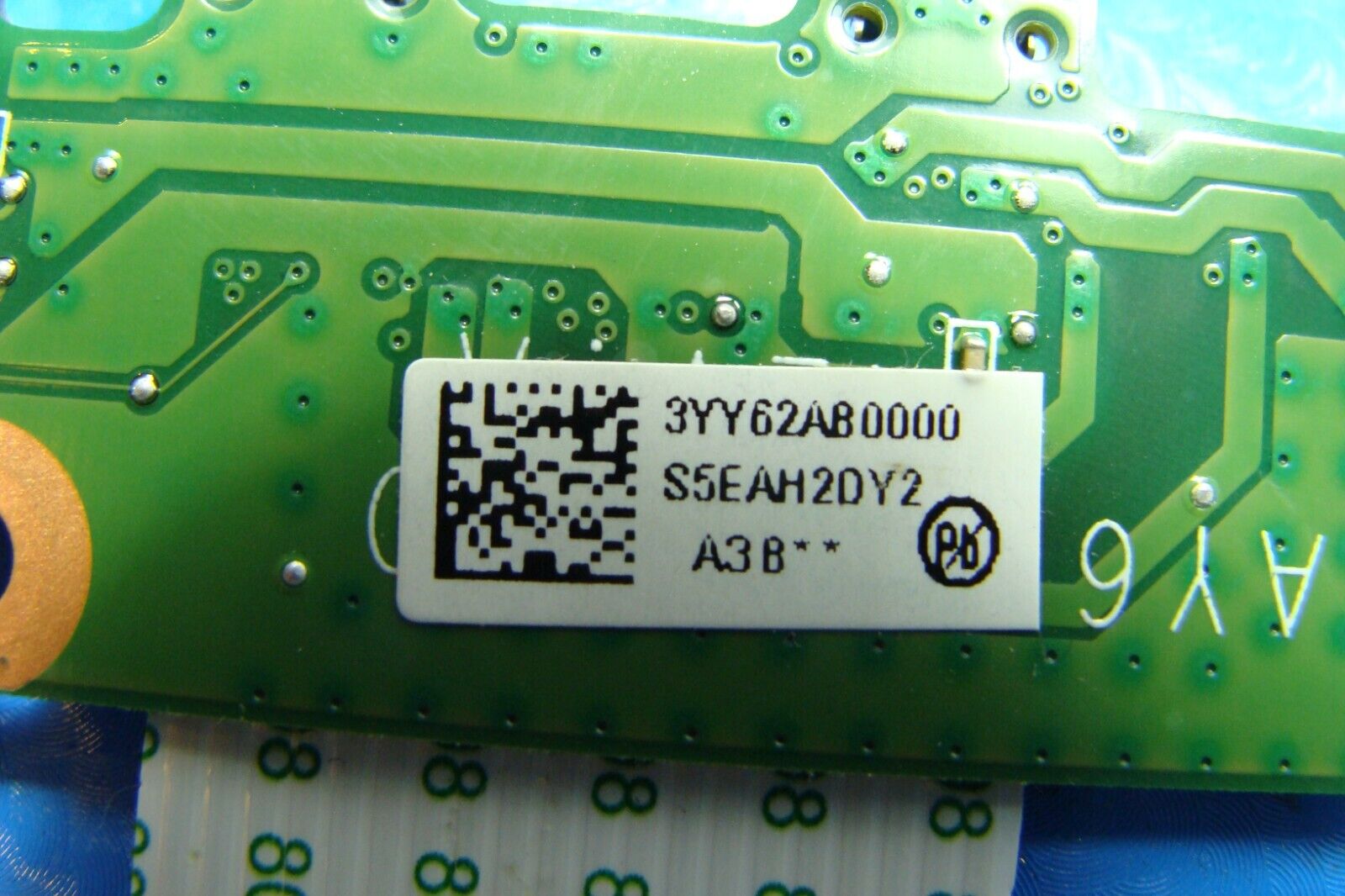 HP ENVY x360 15-u483cl 15.6