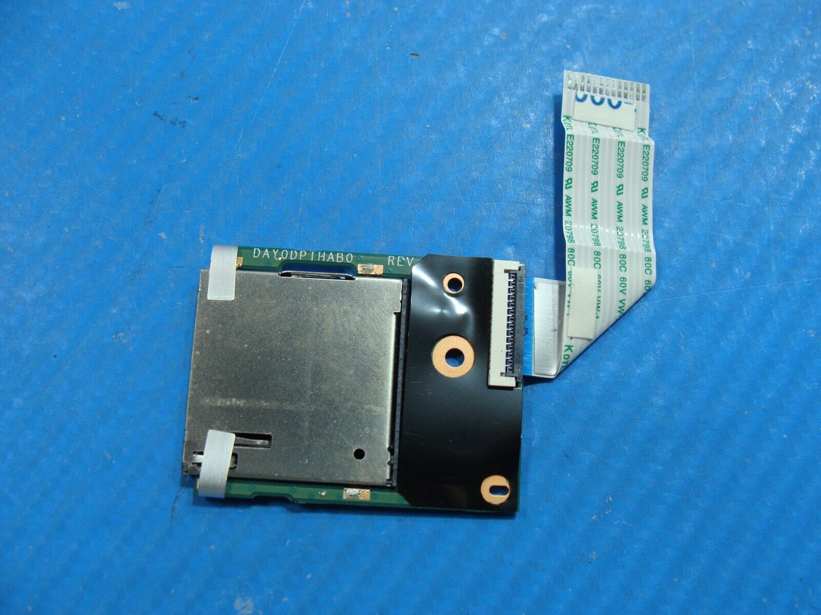 HP Envy x360 13-y073nr 13.3