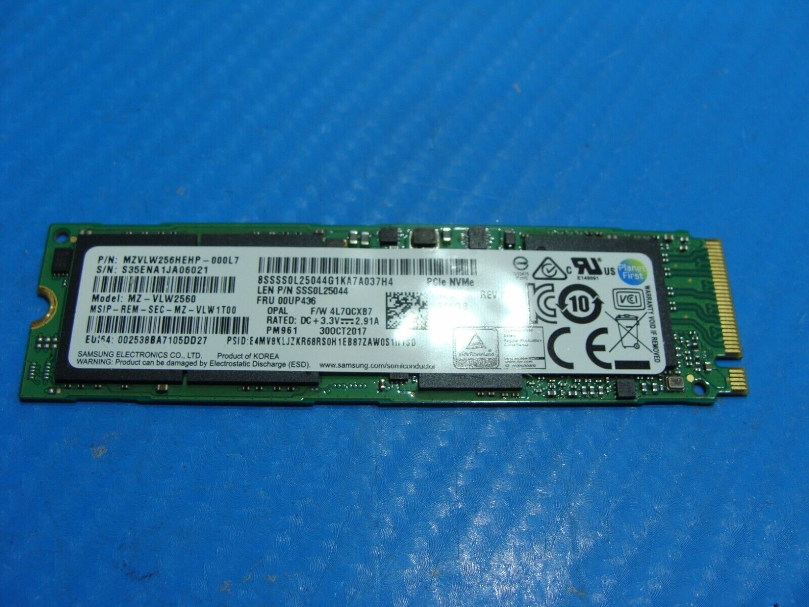 Lenovo P1 Gen 1 Samsung 256GB NVMe M.2 SSD Solid State Drive 00UP436 MZ-VLW2560