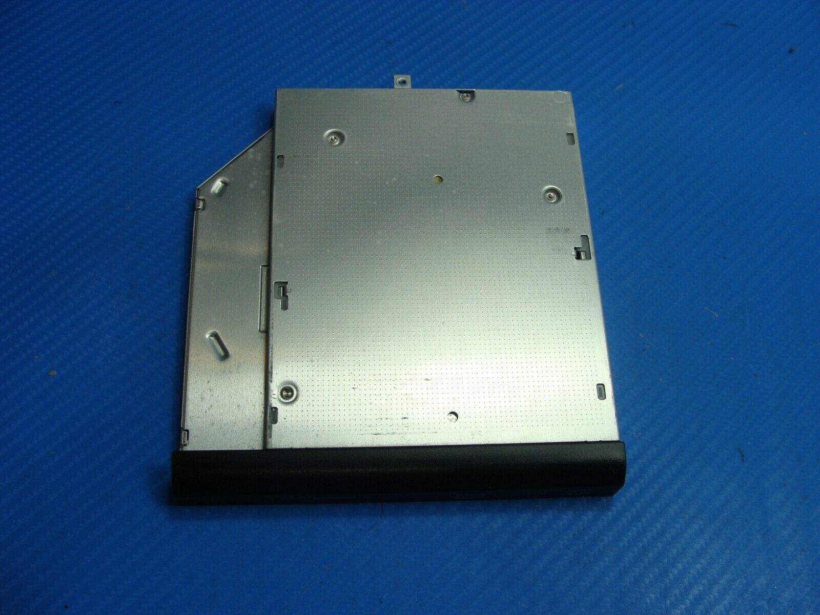 Toshiba Satellite A665D-S6051 16