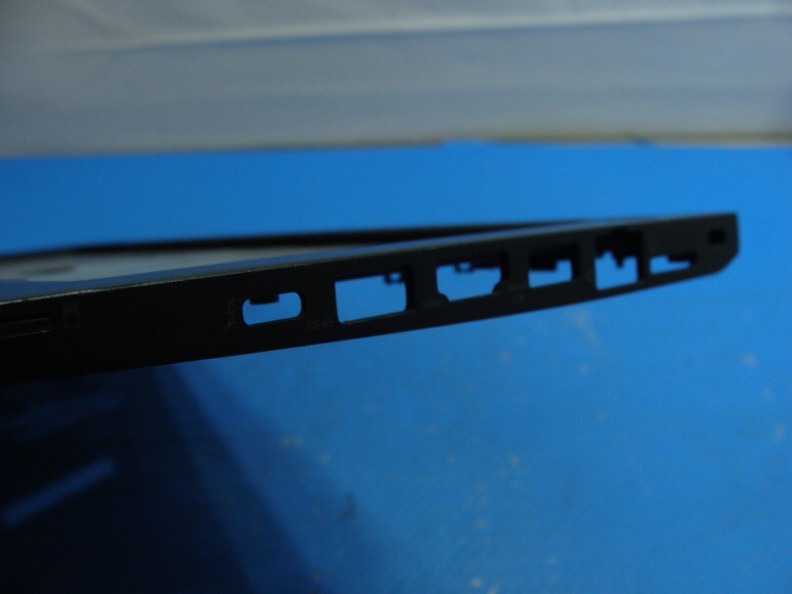 Lenovo ThinkPad T470s 14 Palmrest w/Touchpad Black AM134000100