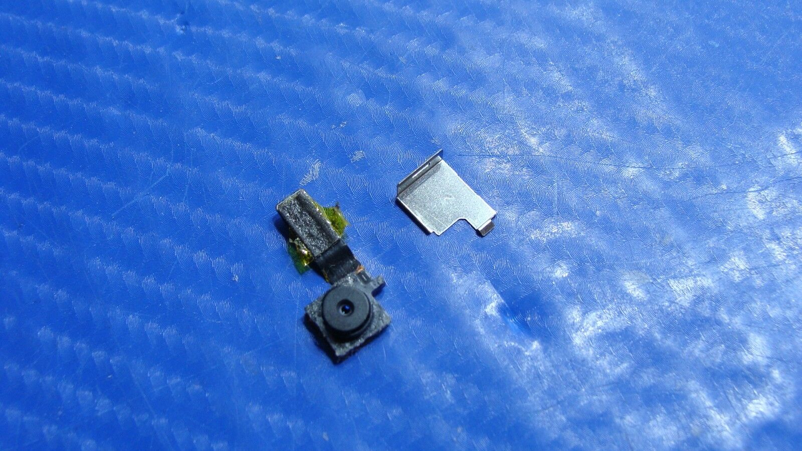 Apple iPod Touch 4th Gen 32GB A1367 3.5