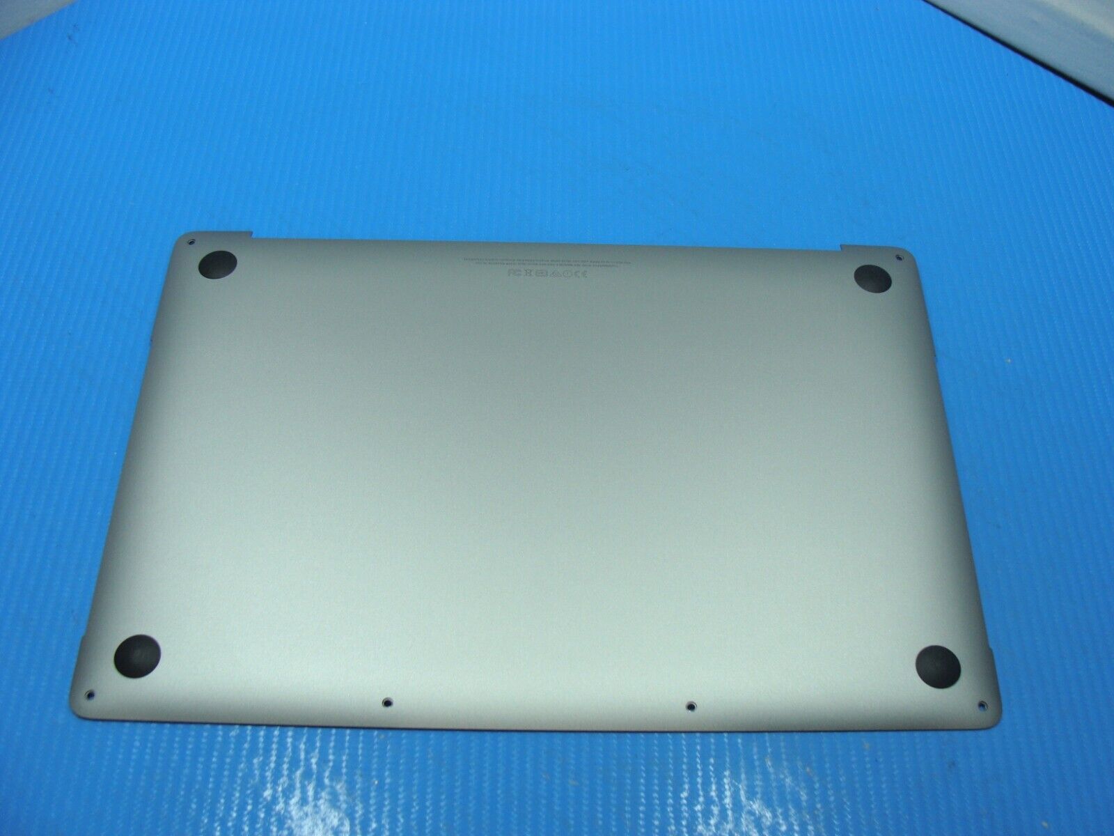 MacBook Pro A1706 13
