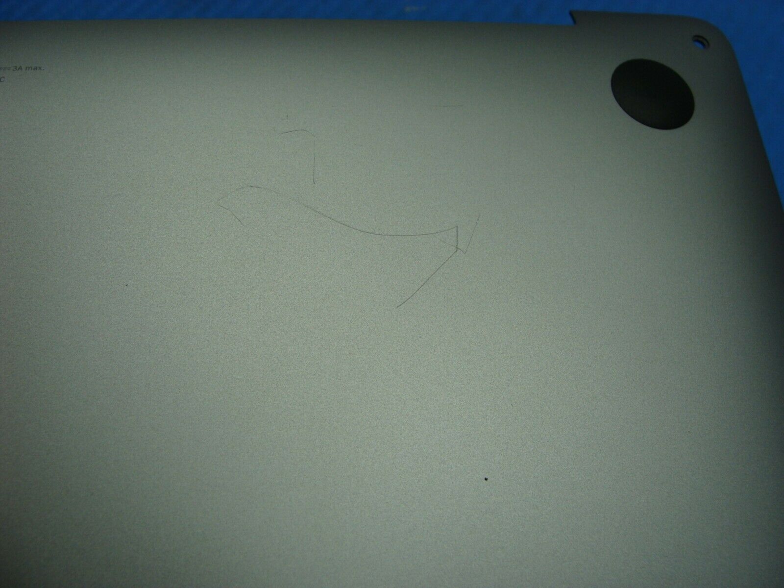 MacBook Pro A1989 13